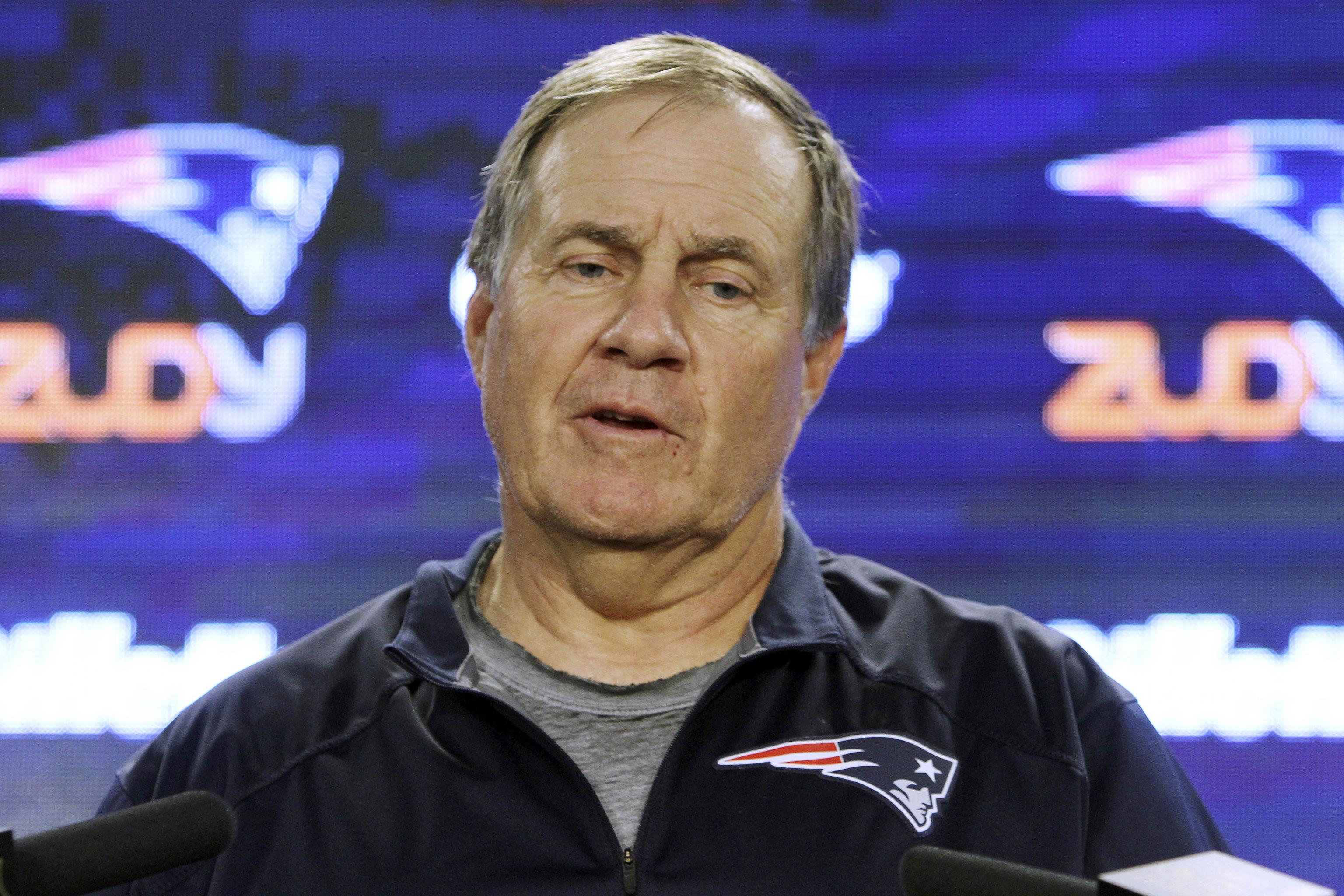 Tweet causes Brady, Belichick controversy