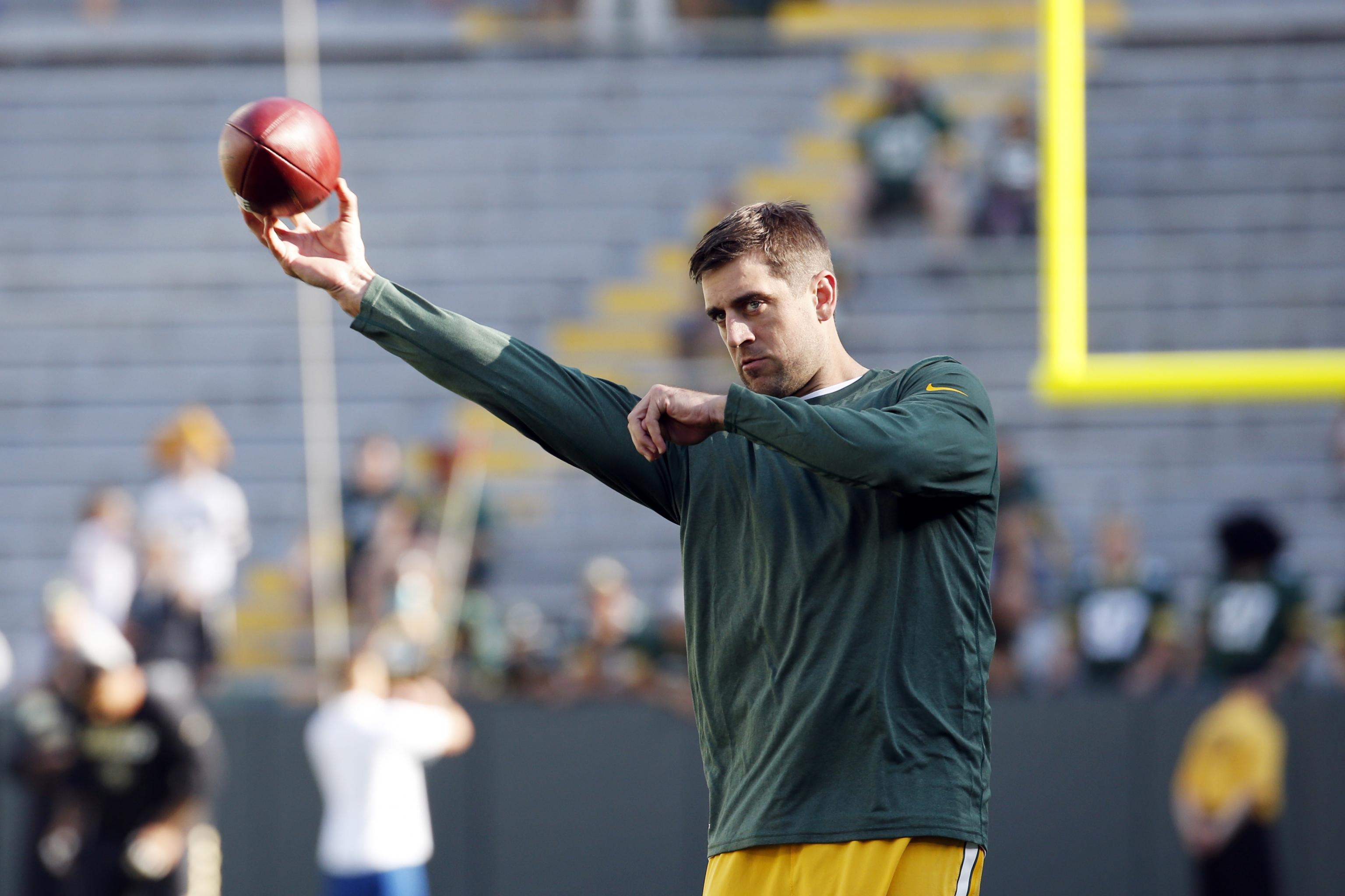 Aaron Rodgers, Adidas Agree to Endorsement Contract: Latest
