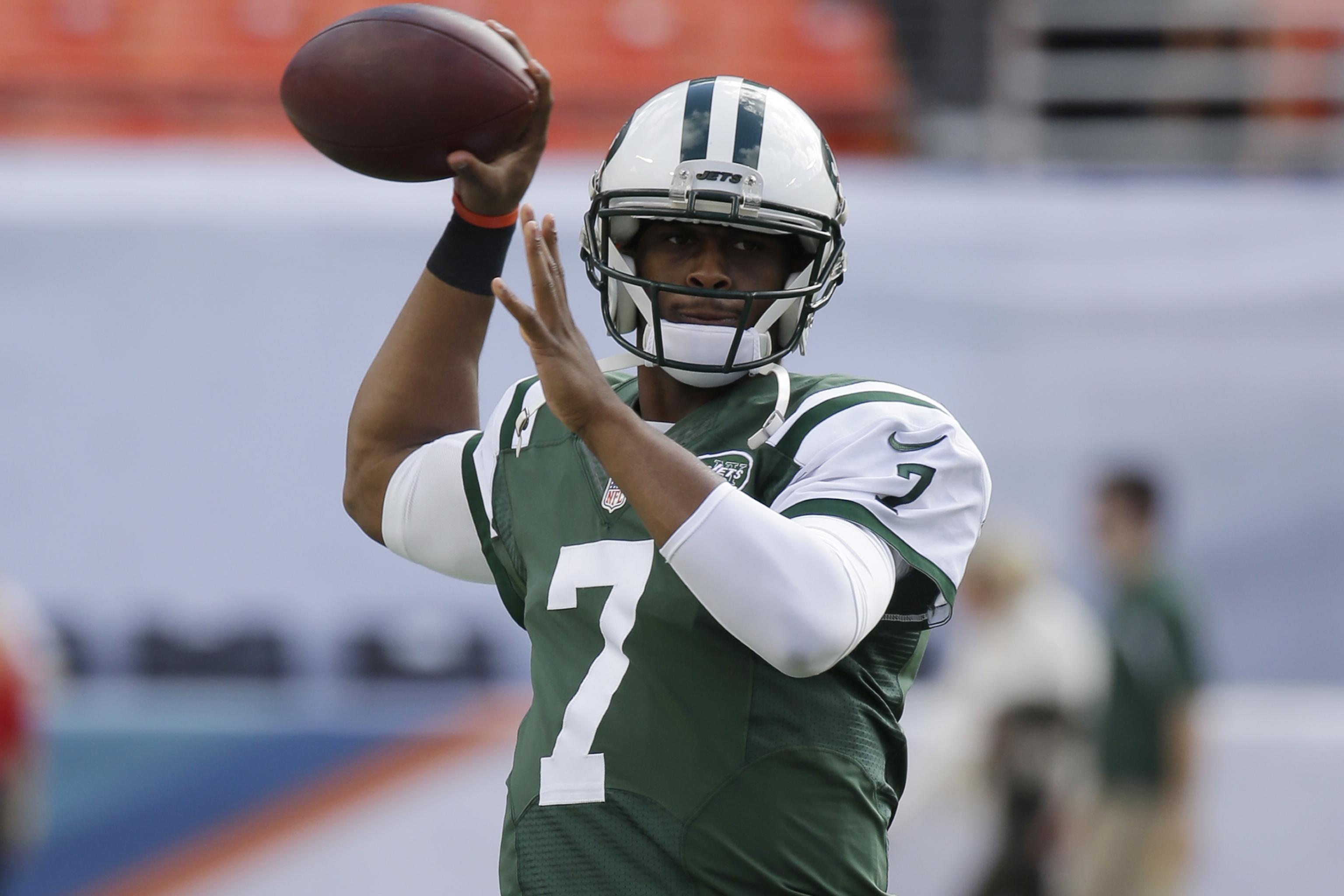 Geno Smith Injury: Updates on Jets Star's Jaw After Locker Room