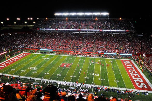 PISCATAWAY, NJ - SEPTEMBER 13: Fans fill the stands during a game between the Rutgers Scarlet Knights and Penn State Nittany Lions at High Point Solutions Stadium on September 13, 2014 in Piscataway, New Jersey.  (Photo by Alex Goodlett/Getty Images)
