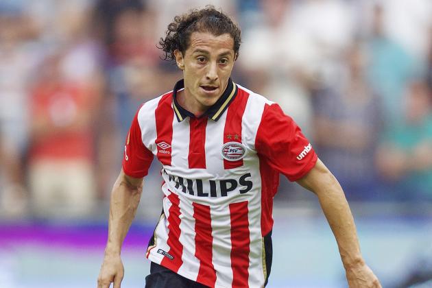 Andres Guardado of PSV during the Dutch Eredivisie match between PSV Eindhoven and Feyenoord Rotterdam at the Phillips stadium on August 30, 2015 in Eindhoven, The Netherlands(Photo by VI Images via Getty Images)