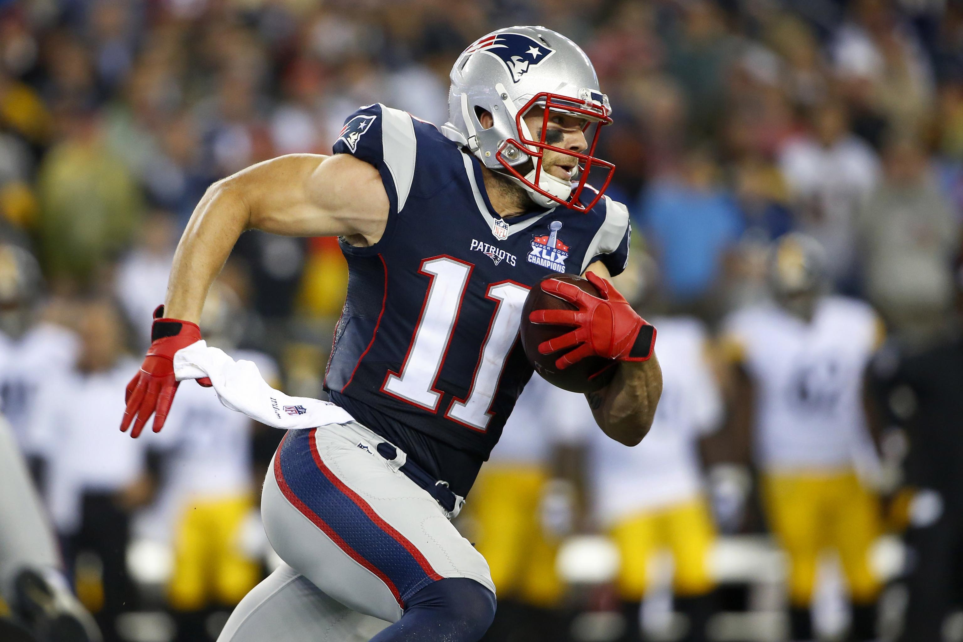 Celtics-Lakers: New England Patriots' Julian Edelman sitting