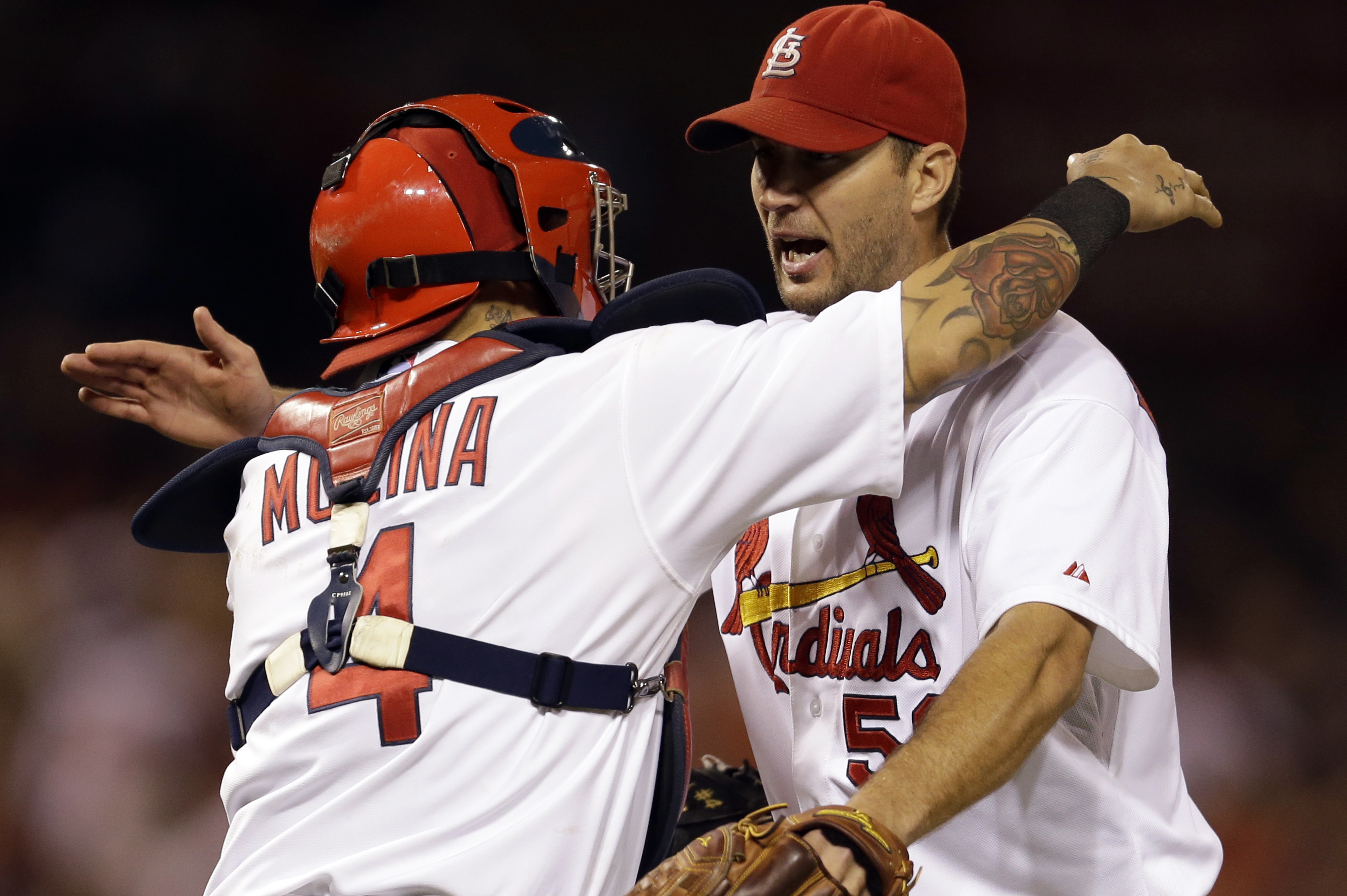 Adam Wainwright looking forward to one more season with Yadier