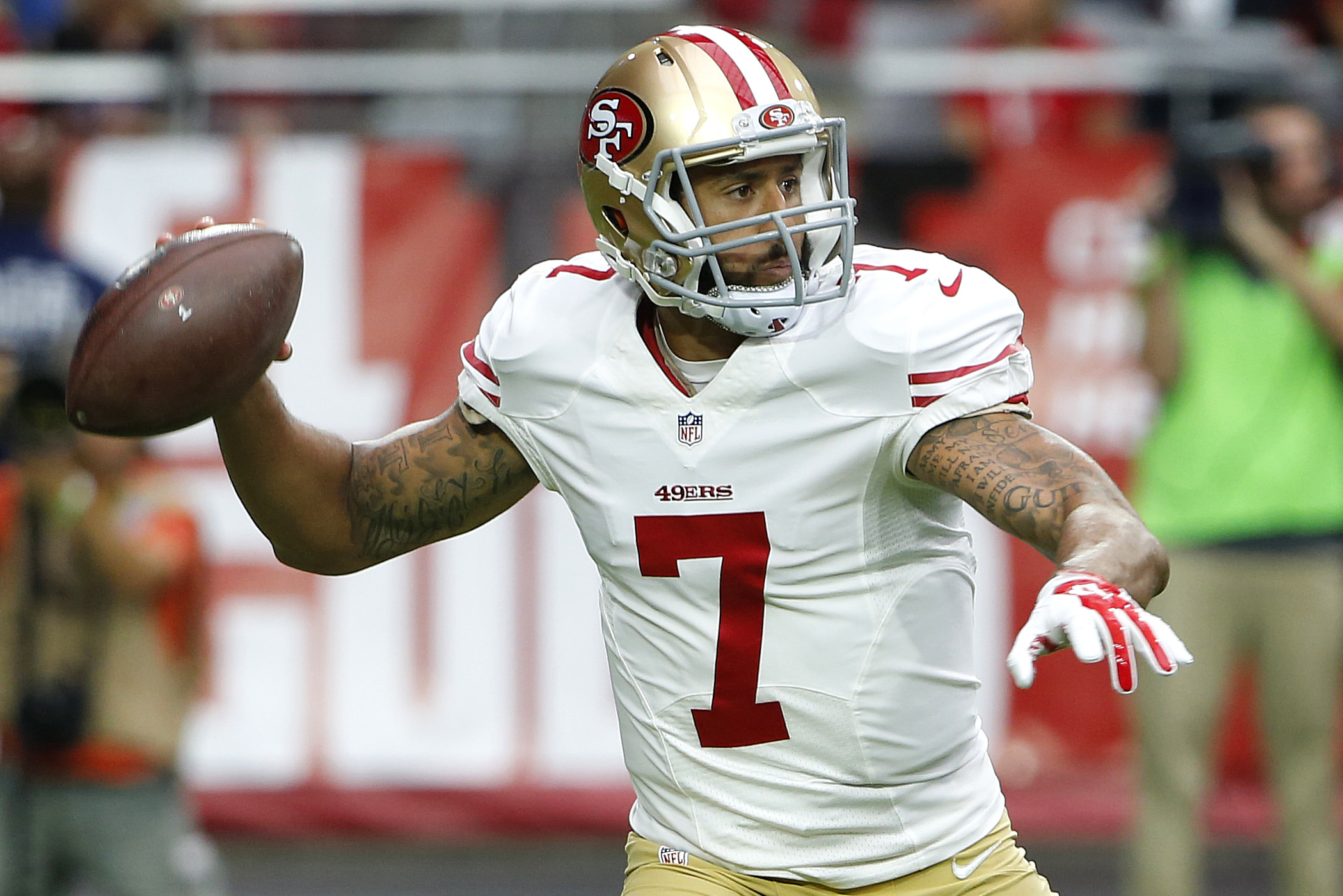 GM expects Colin Kaepernick to return to 49ers