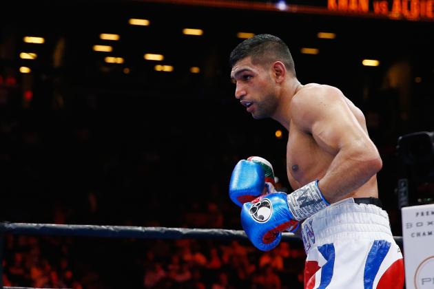 NEW YORK, NY - MAY 29:  Amir Khan in action against Chris Algieri during their Welterweight bout at Barclays Center of Brooklyn on May 29, 2015 in New York City.  (Photo by Al Bello/Getty Images)