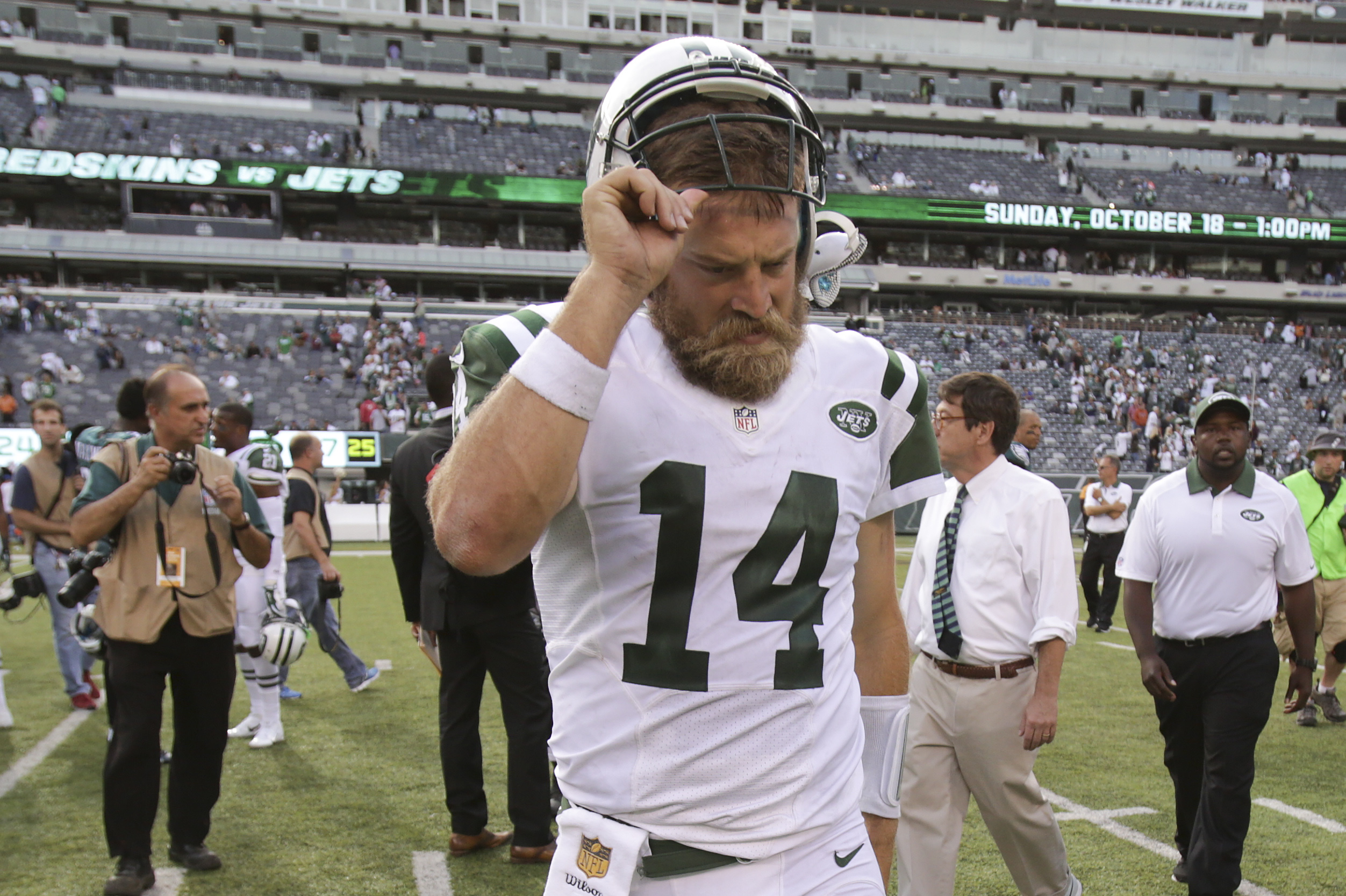 New York Jets QB Ryan Fitzgerald accepts benching gracefully 