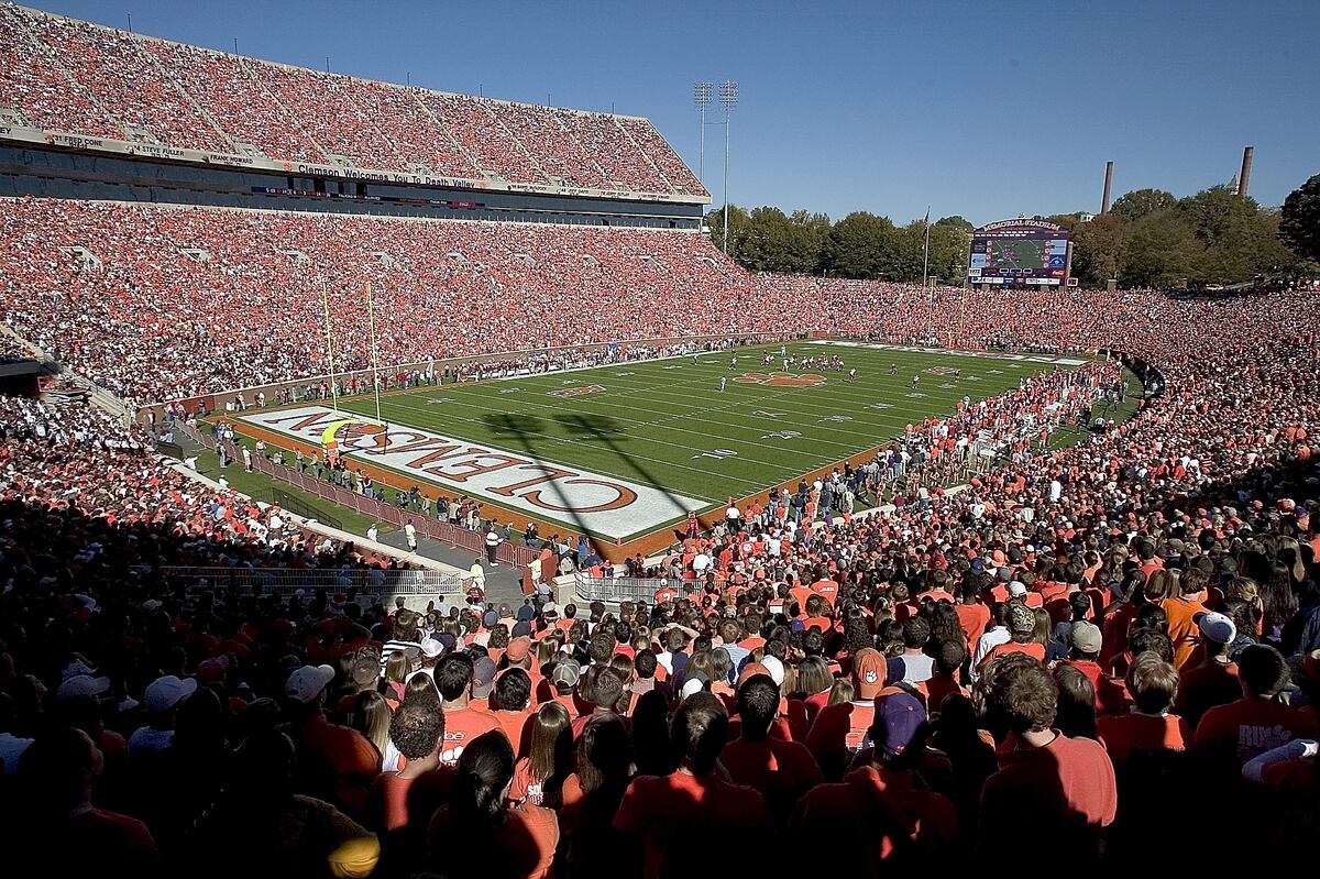 ESPN College GameDay 2015 Week 5 Schedule, Location, Predictions and