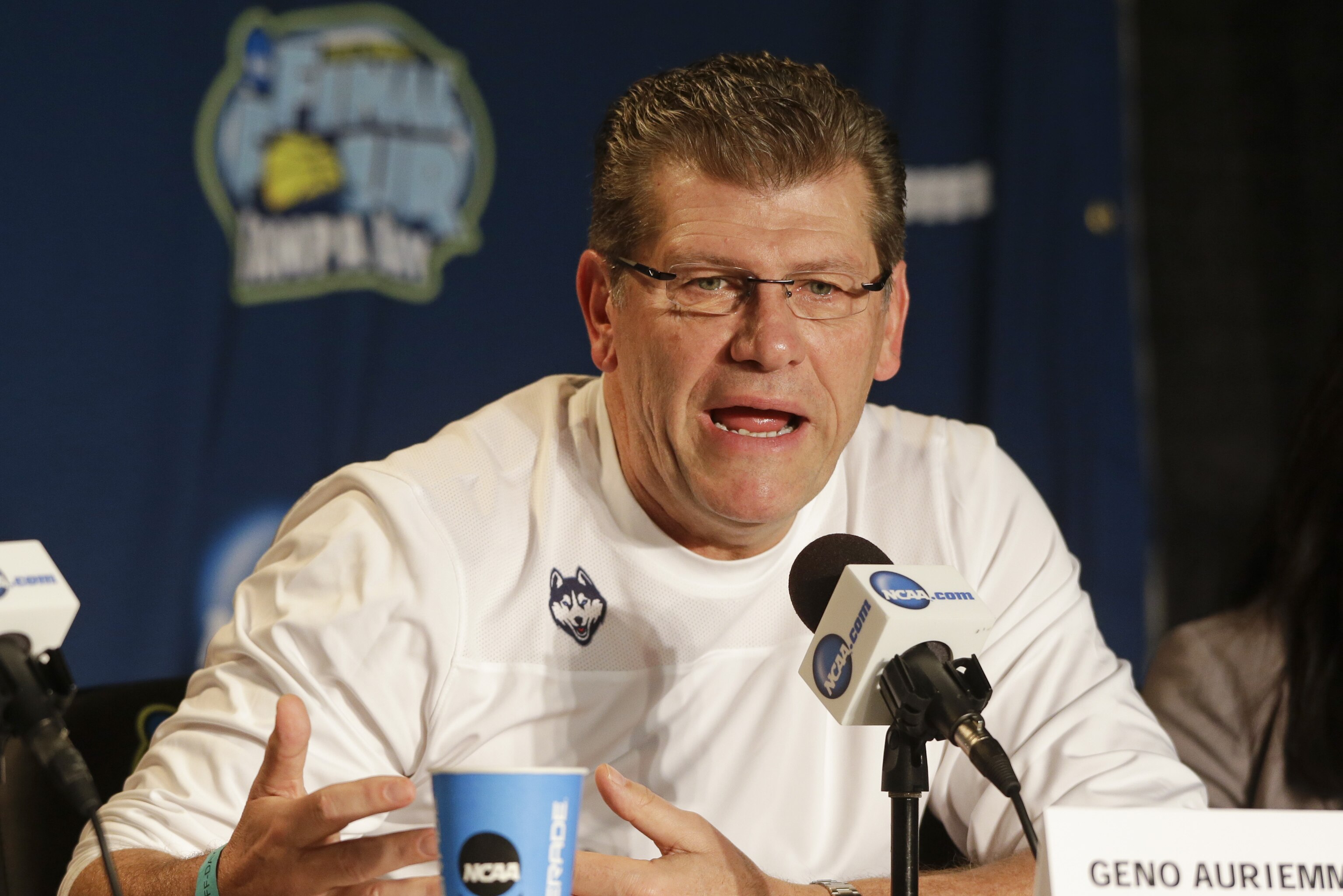 Geno Auriemma Comments on UConn Fans, Criticism of Program | News, Scores,  Highlights, Stats, and Rumors | Bleacher Report