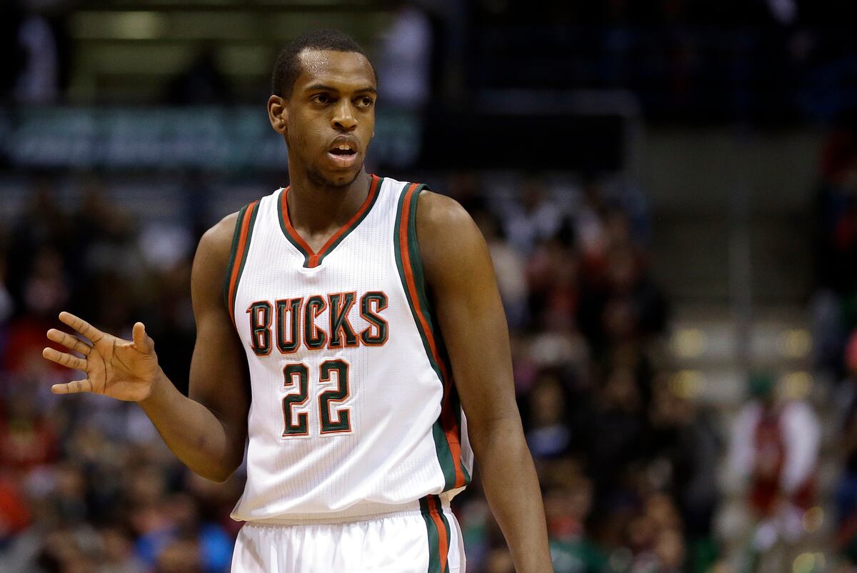 Khris Middleton Injury: Updates on Bucks Guard's Recovery ...