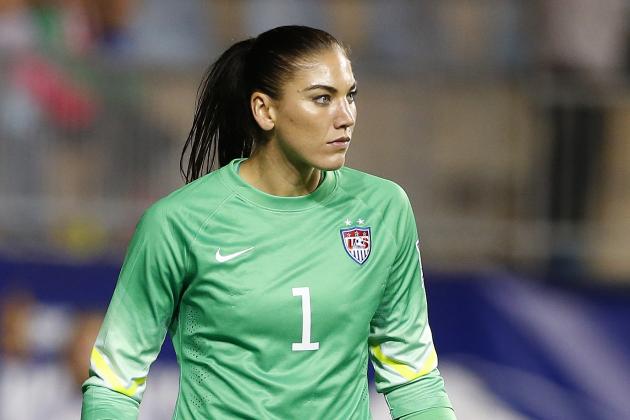 United States goalkeeper Hope Solo (1) in action against Mexico in the second half during a CONCACAF semifinal soccer match in Chester, Pa., Friday, Oct. 24, 2014. The United States defeated Mexico 3-0. (AP Photo/Rich Schultz)