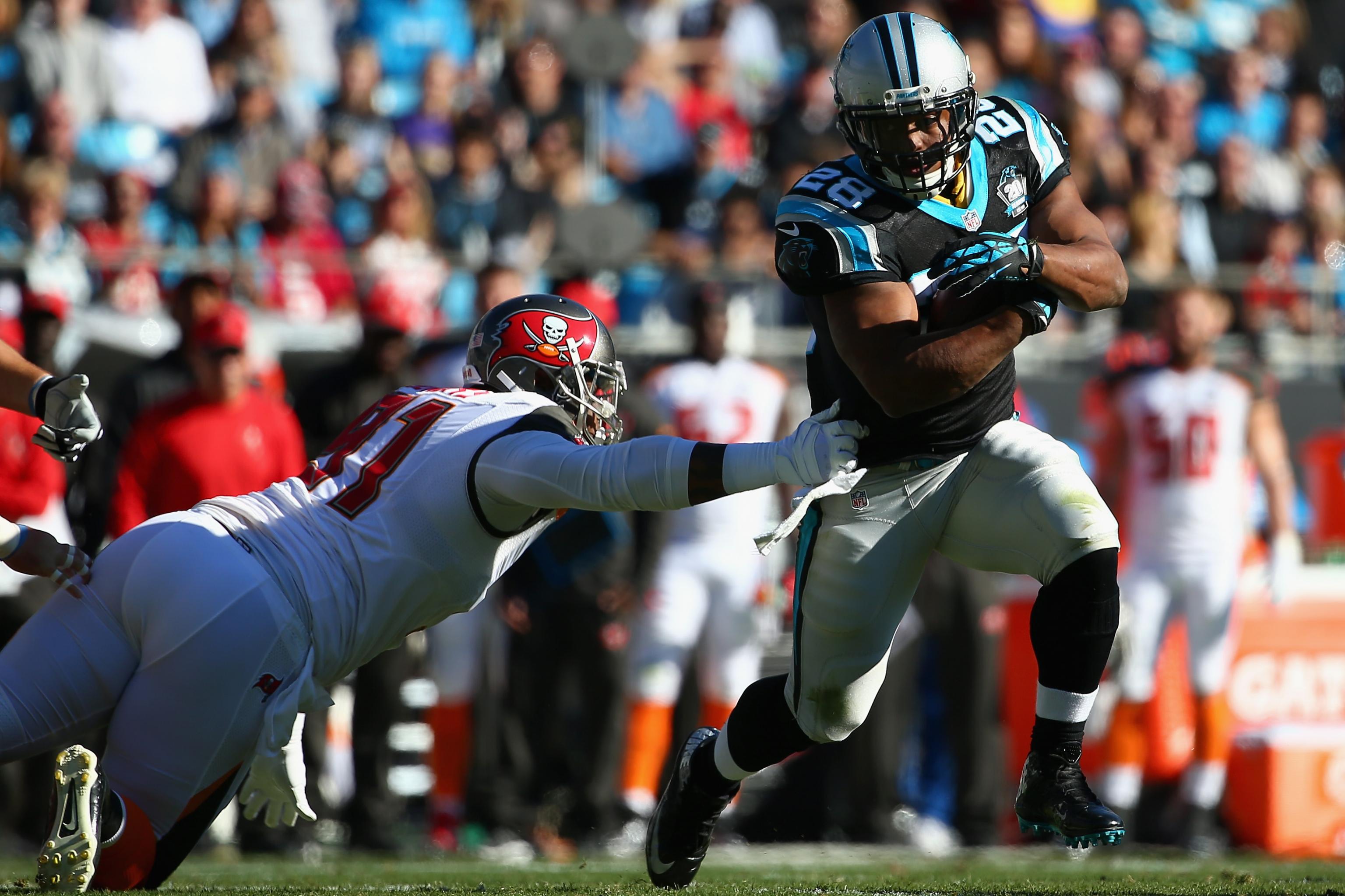 Bucs v Saints? Let's go former Husker great, Lavante David! : r/Huskers