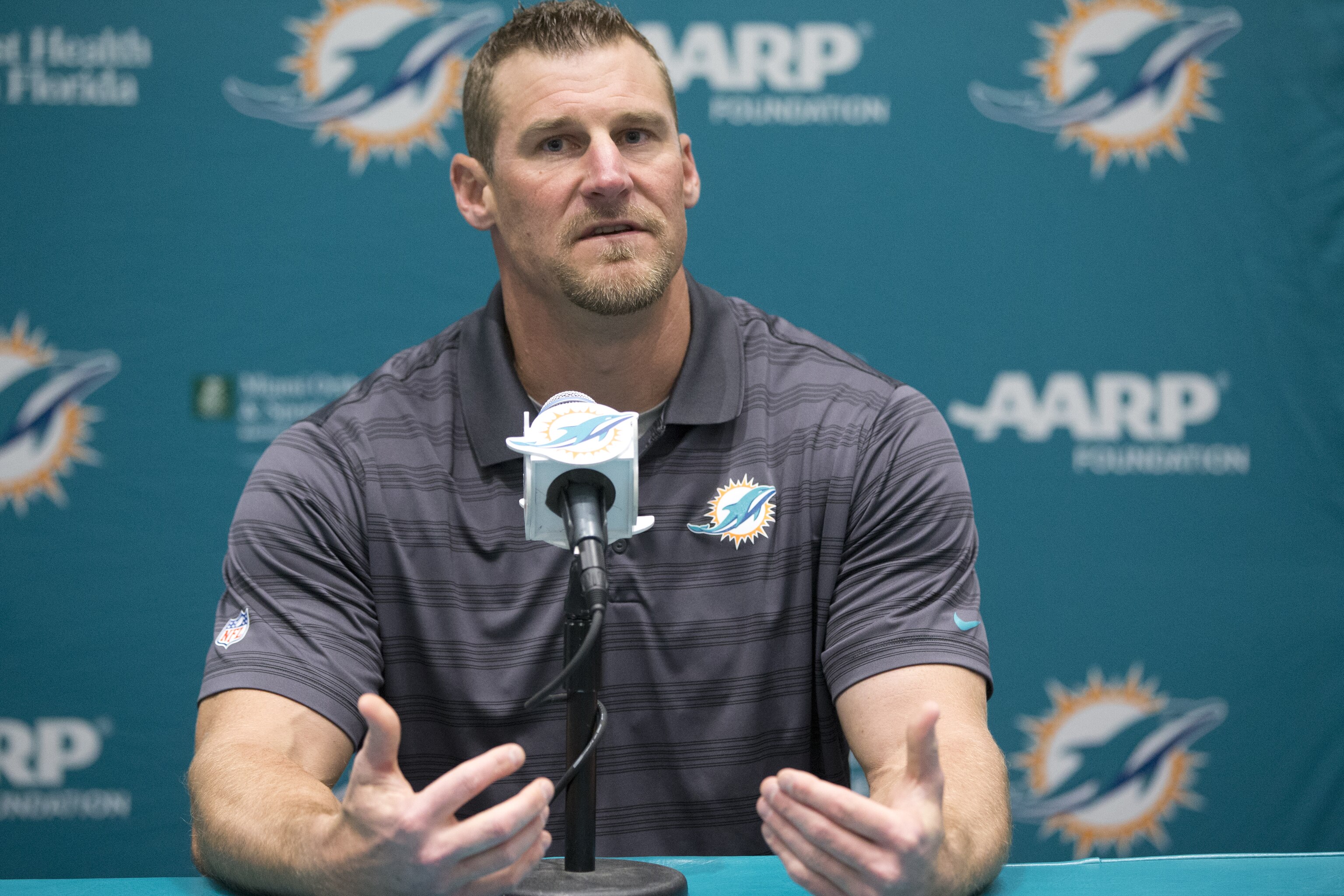 Dan Campbell se convierte en entrenador de los Leones de Detroit por las siguientes seis temporadas