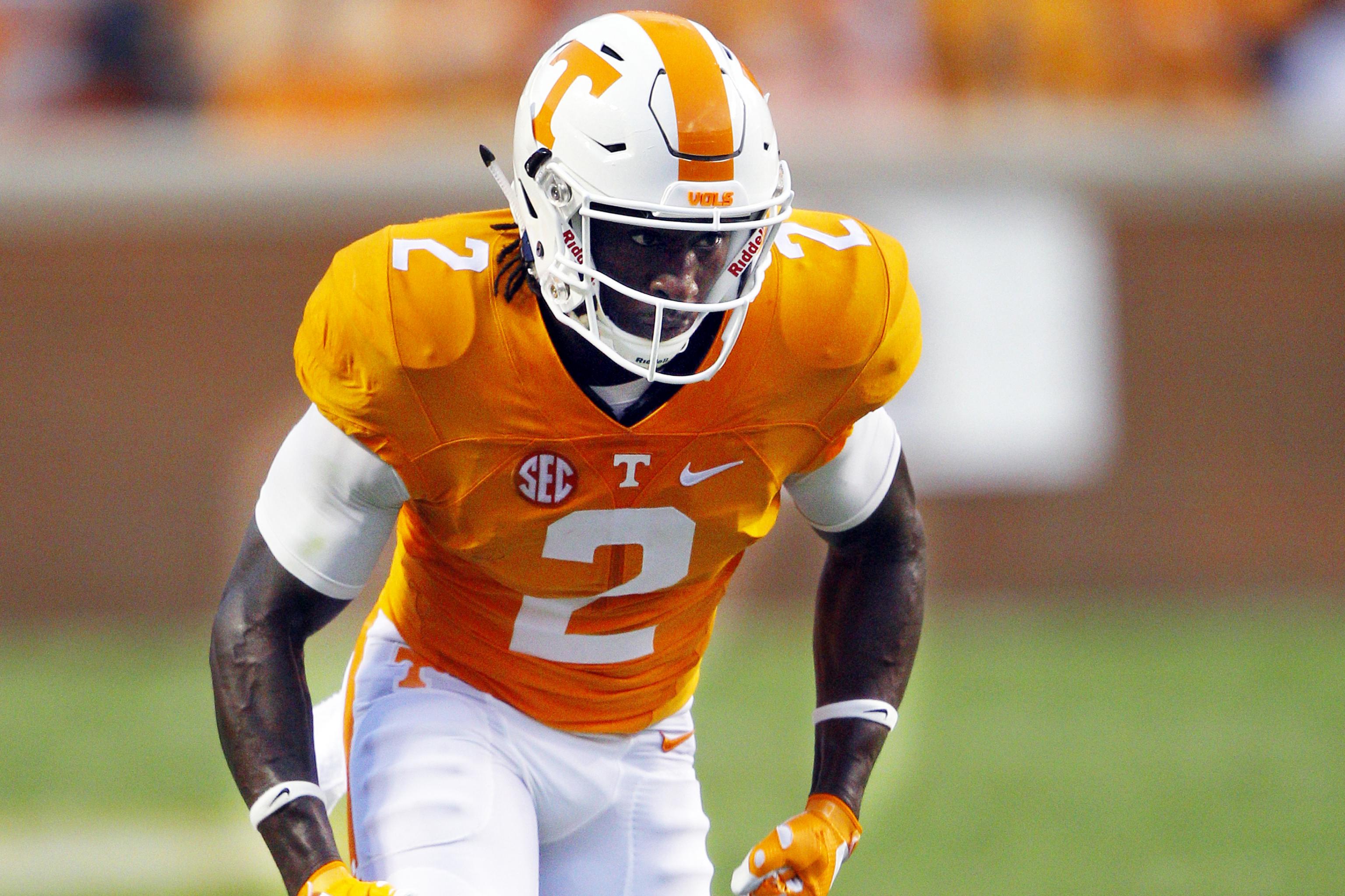 Tennessee dismisses star wide receiver