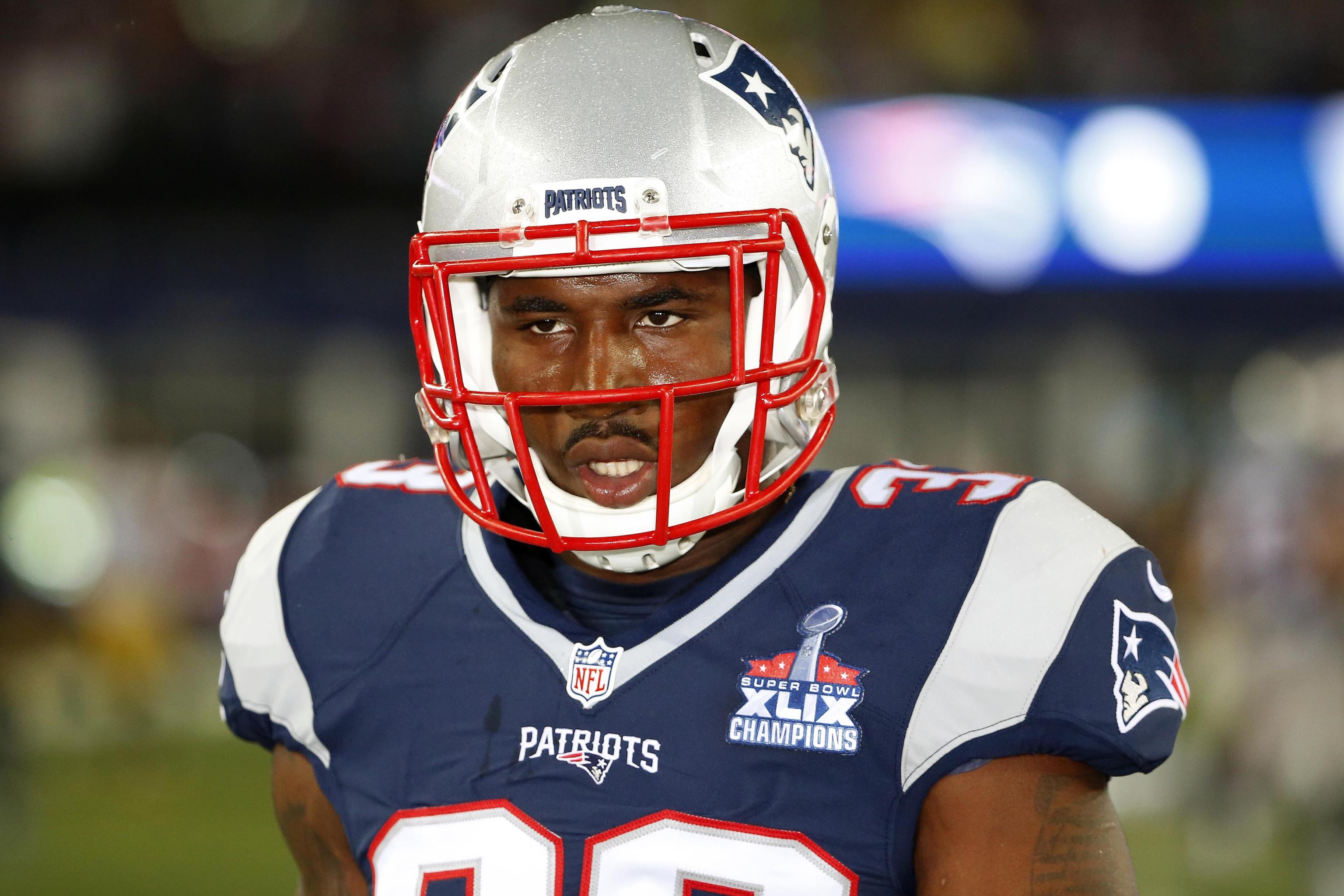 4 teams expected to push price for Dion Lewis out of Patriots range - Pats  Pulpit