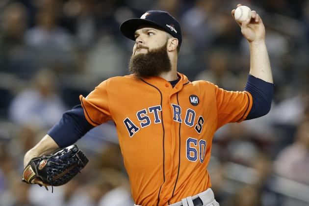 Houston Astros starting pitcher Dallas Keuchel pitches in the first inning of the American League wild card baseball game against the New York Yankees at Yankee Stadium in New York, Tuesday, Oct. 6, 2015.  (AP Photo/Kathy Willens)