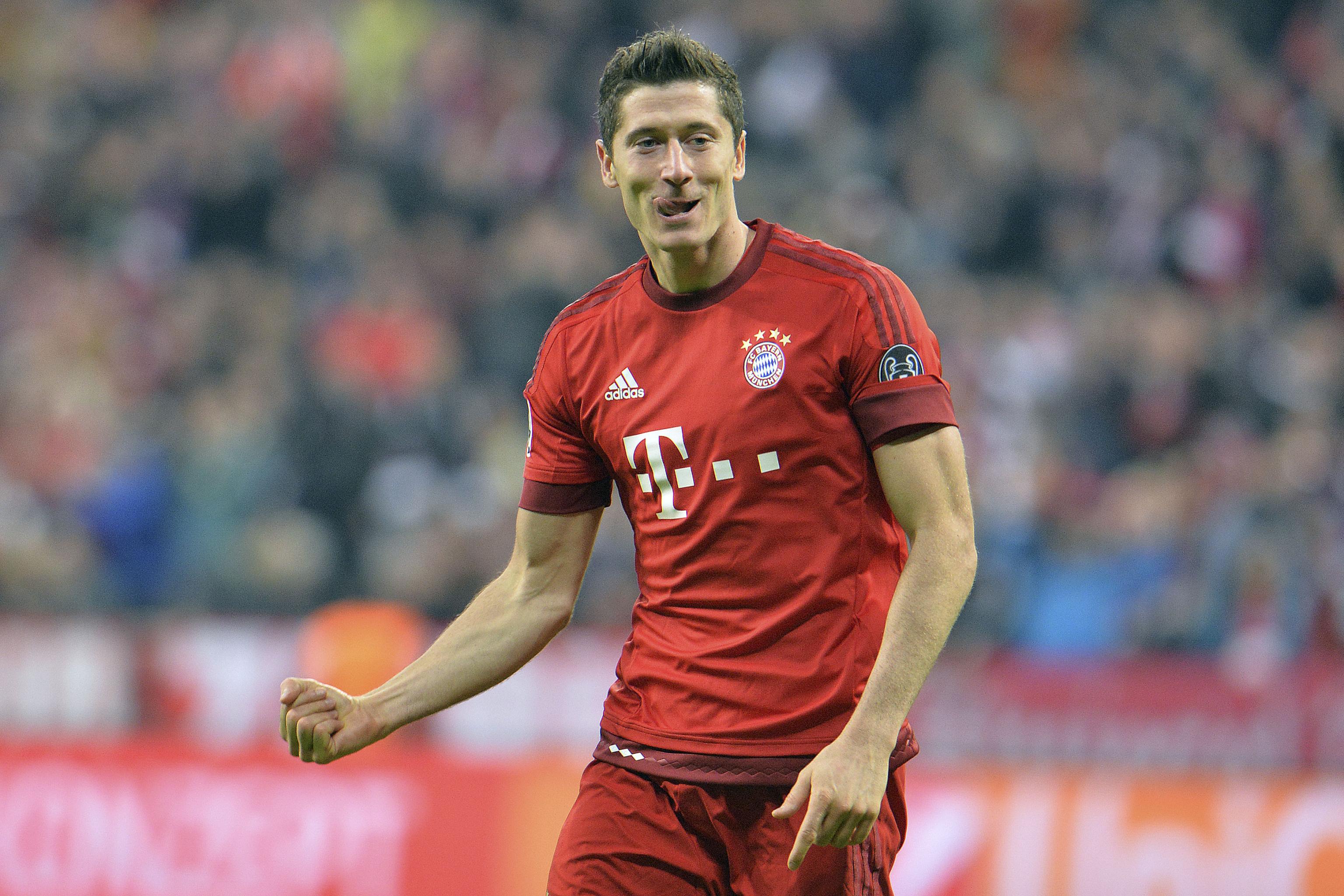 Robert Lewandowski: Bayern Munich star sets record with 4 goals in