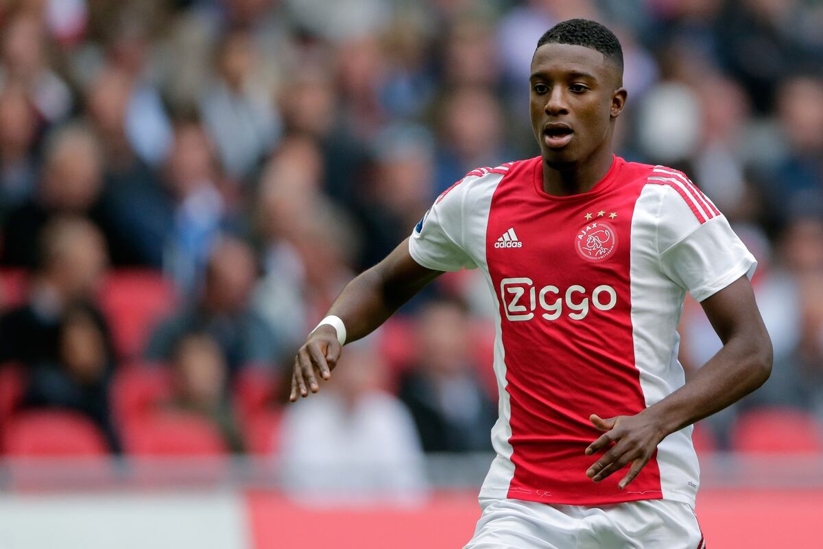 Arsenal Transfer News: Wonderkid Riechedly Bazoer Eyed ...