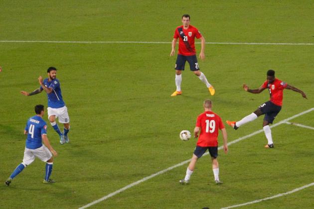 ROME, ITALY - OCTOBER 13:  Alexander Tettey of Norway scores the opening goal during the UEFA EURO 2016 Qualifier between Italy and Norway on October 13, 2015 in Rome, Italy.  (Photo by Maurizio Lagana/Getty Images)