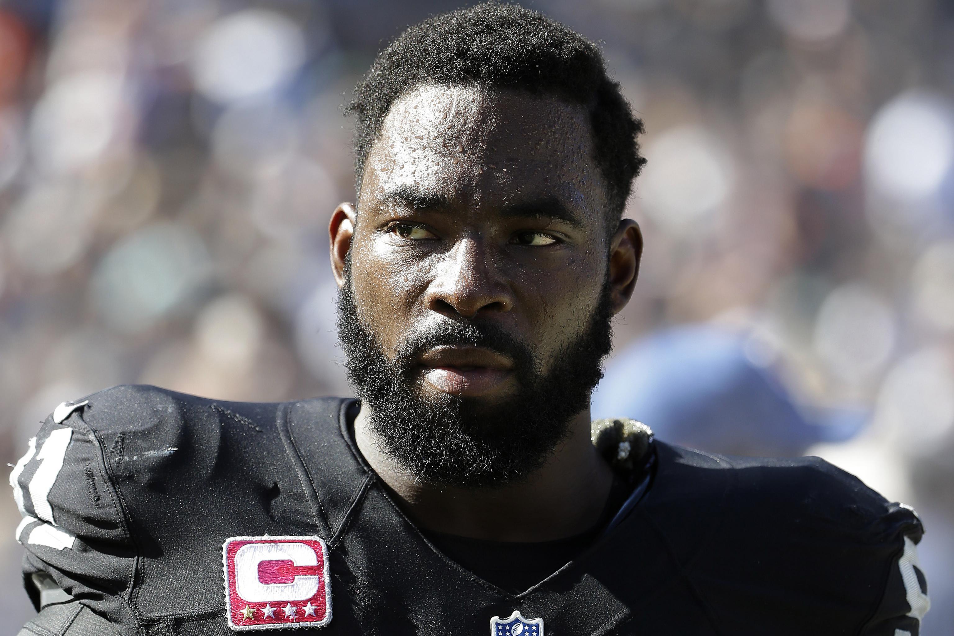 Report: Raiders to place Justin Tuck on IR with torn pectoral muscle