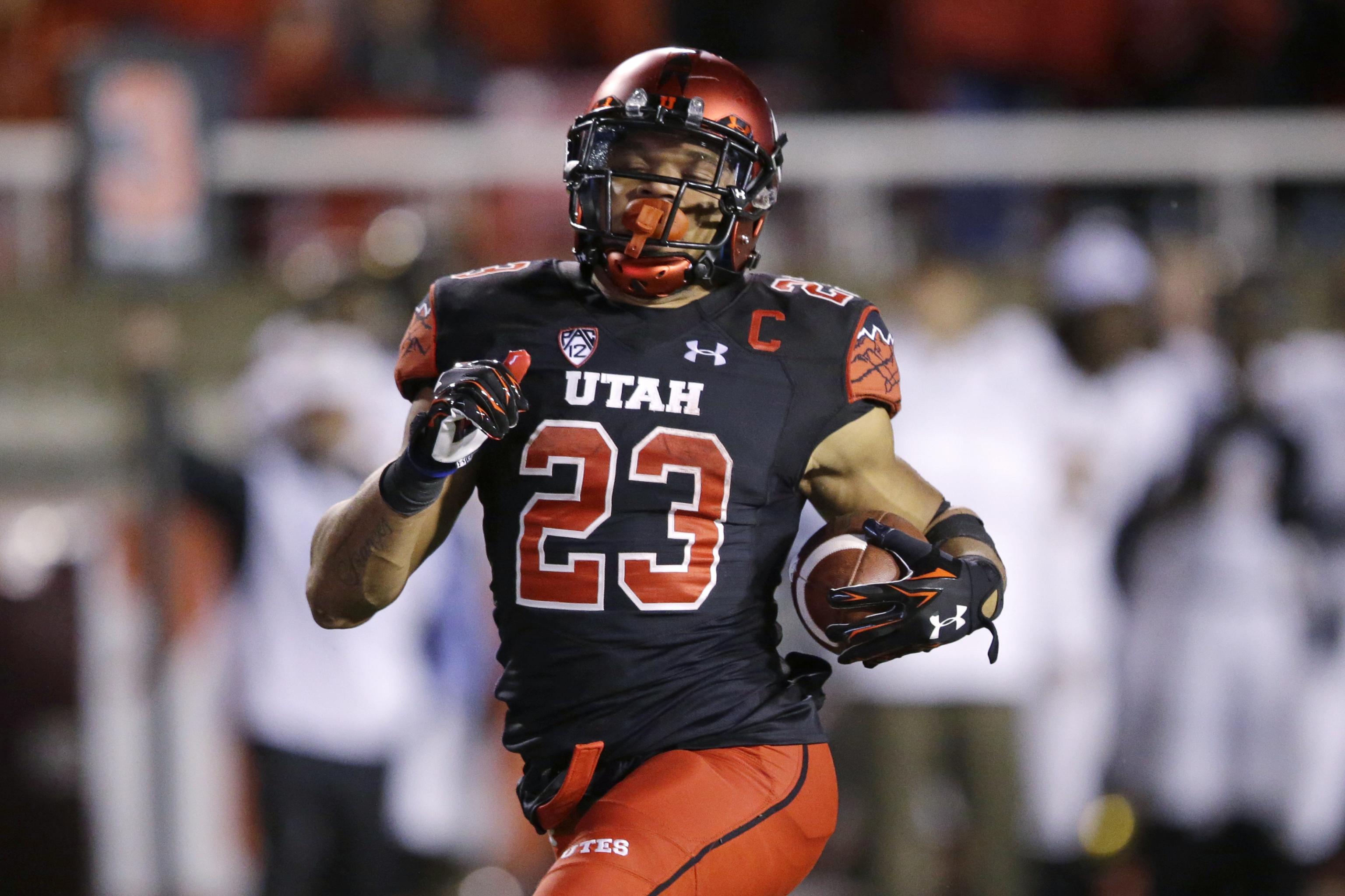 Utah RB Devontae Booker returning for senior season 