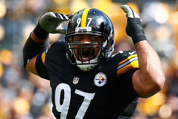 Cam Heyward reacts to black helmet fad as Cardinals join craze