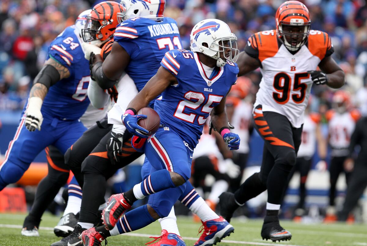 start-em-sit-em-week-7-fantasy-football-s-top-locks-and-flops