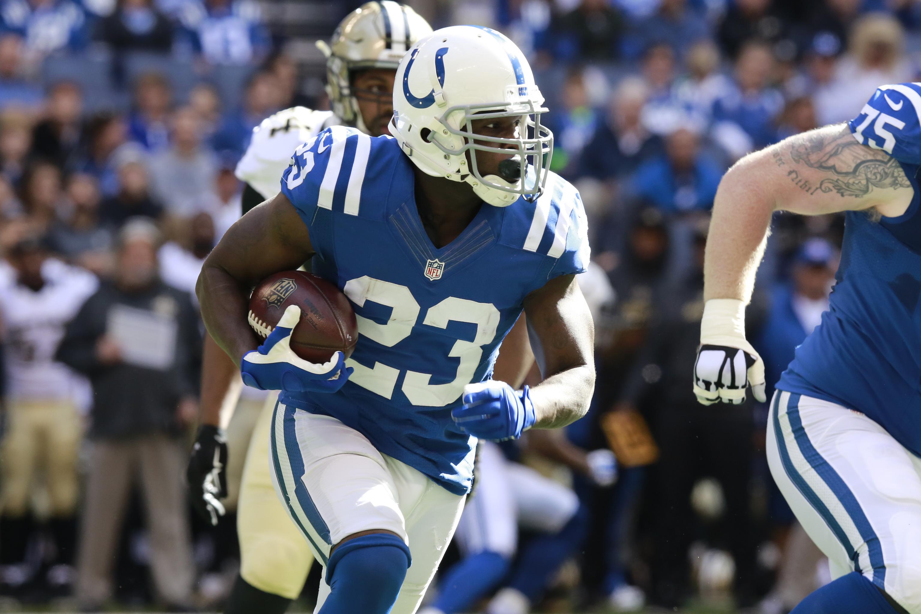 Colts' Frank Gore playing like 'a man possessed'