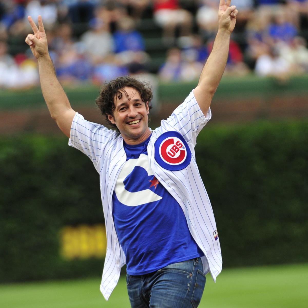 Charlie Sheen sees Rangers' Derek Holland do 'Wild Thing' against Angels