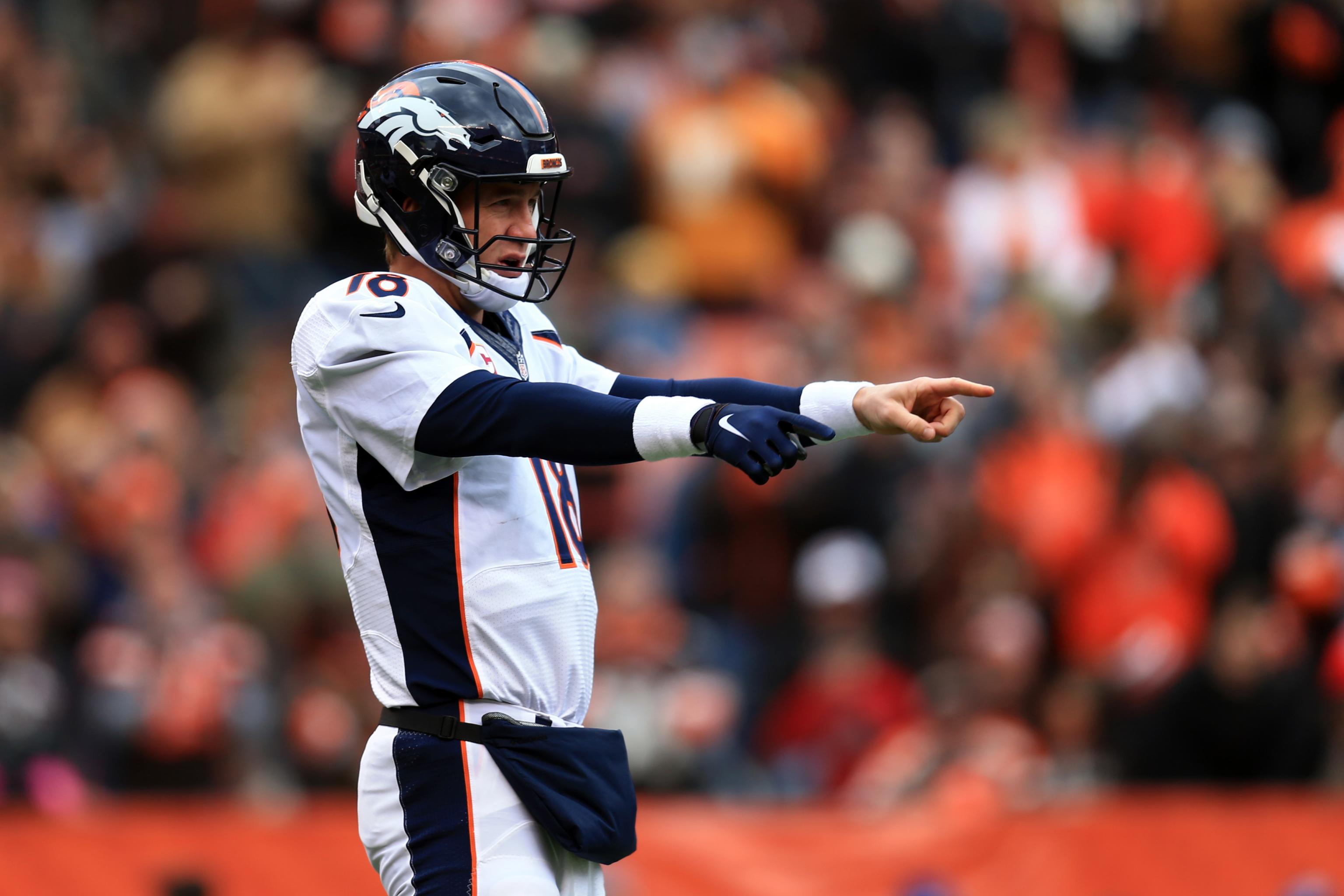 Peyton Manning ties Brett Favre's win record as Broncos beat Packers, Denver Broncos