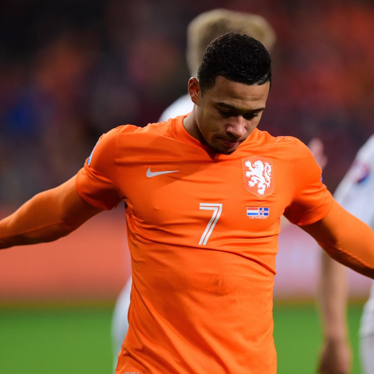 Netherlands star Memphis Depay copies NFL craze and does wide