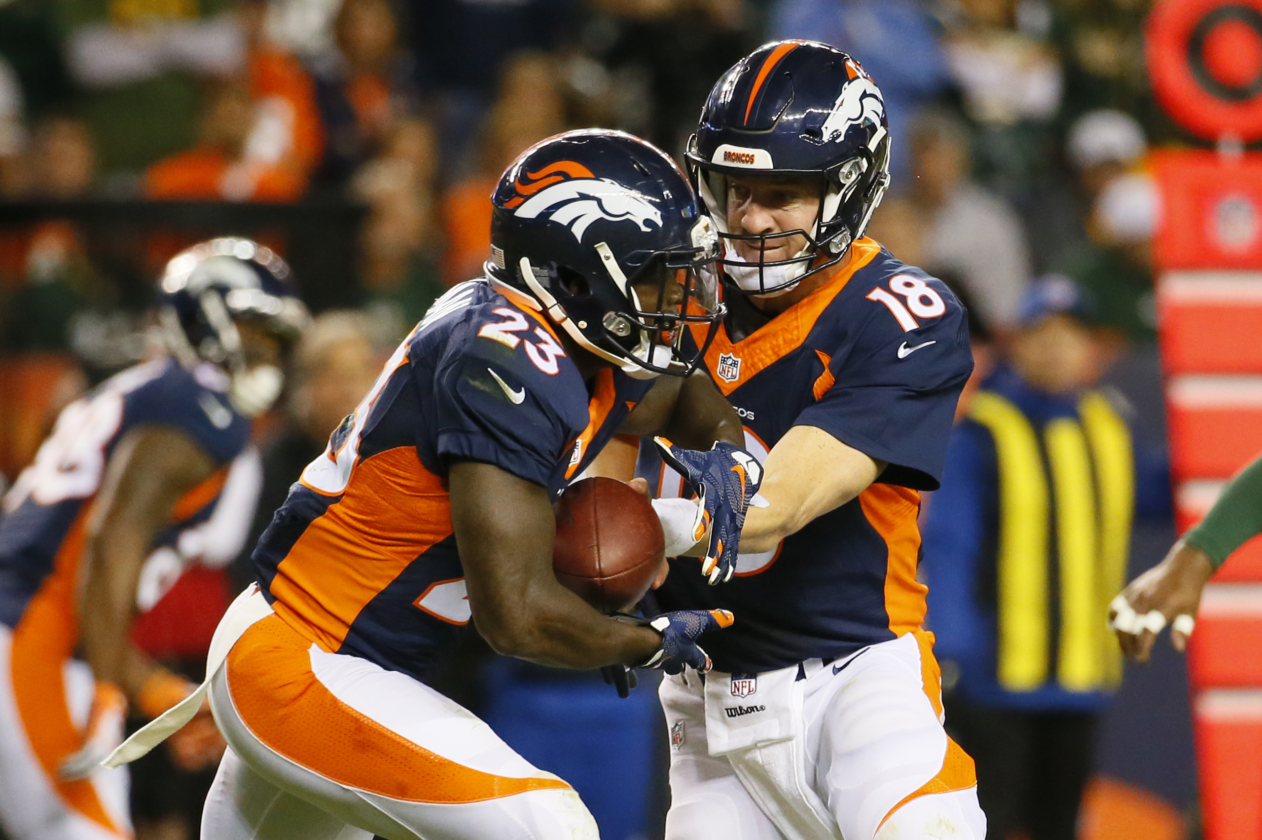 Luck leads Indianapolis to upset of Manning and Broncos 24-13, National  Sports