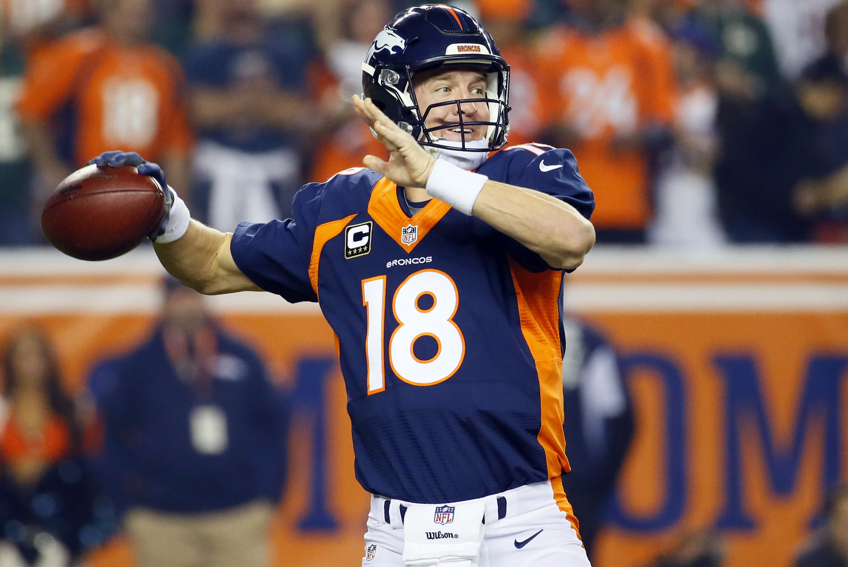 Dominant defense carries Manning, Broncos to 24-10 Super Bowl win