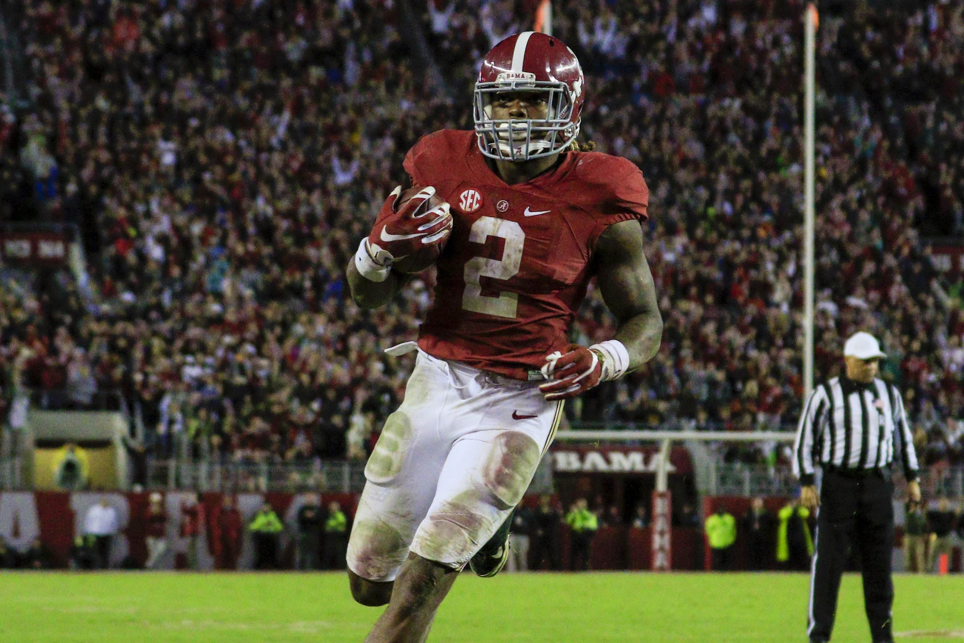 Derrick Henry won the Heisman Trophy because Alabama's entire defense  couldn't 