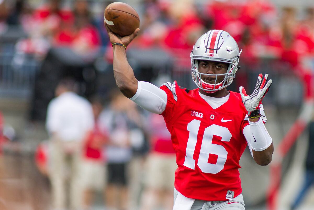 Sloppy Win vs. Minnesota Proves J.T. Barrett Still Buckeyes' Best