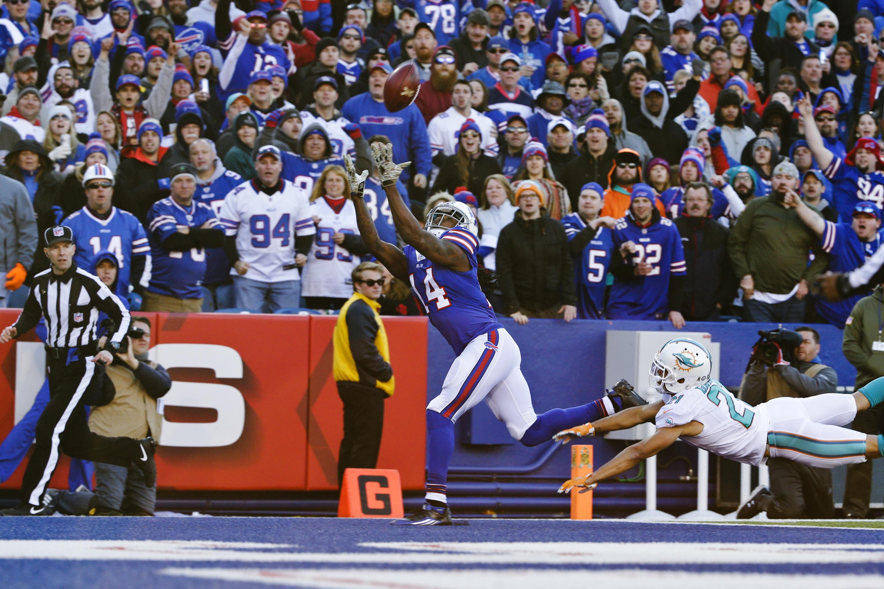 Watkins sparks Bills to 33-17 win over Dolphins, Sports