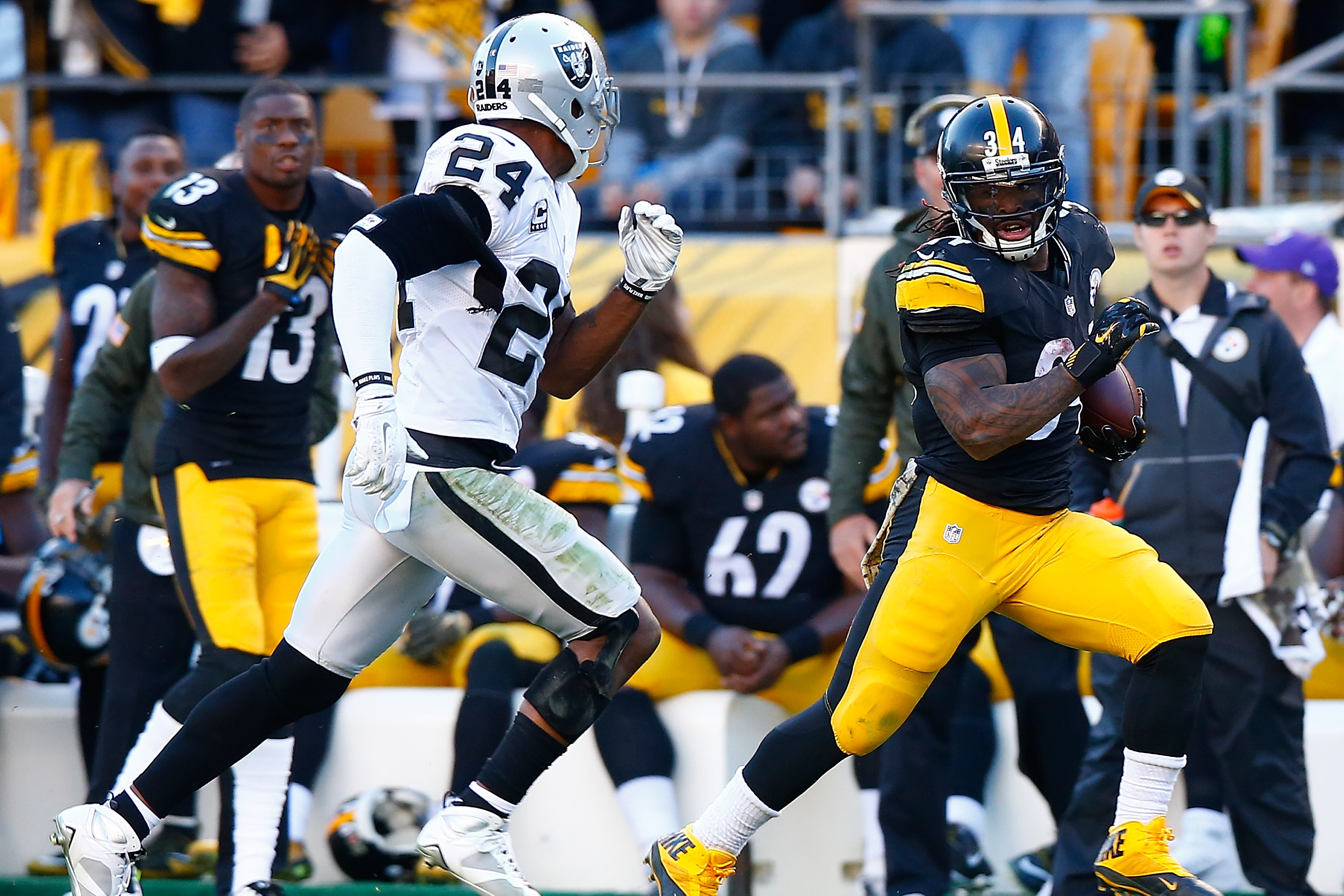 DeAngelo Williams Proving to Be Steelers' Best Offseason Acquisition in  Years, News, Scores, Highlights, Stats, and Rumors