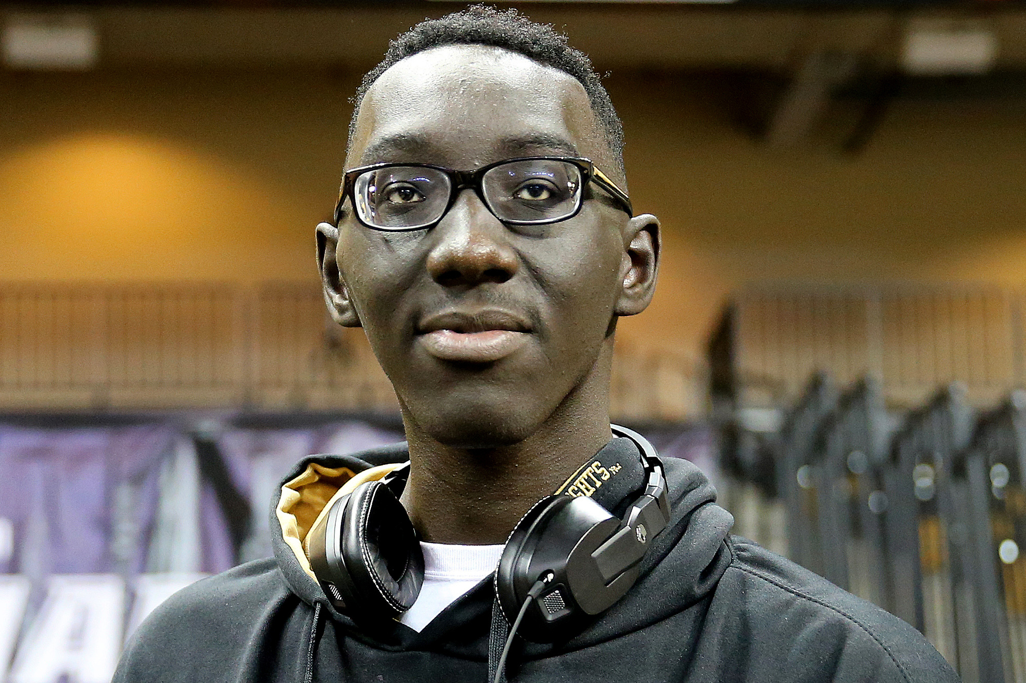 UCF center Tacko Fall withdraws from NBA draft, returns for junior