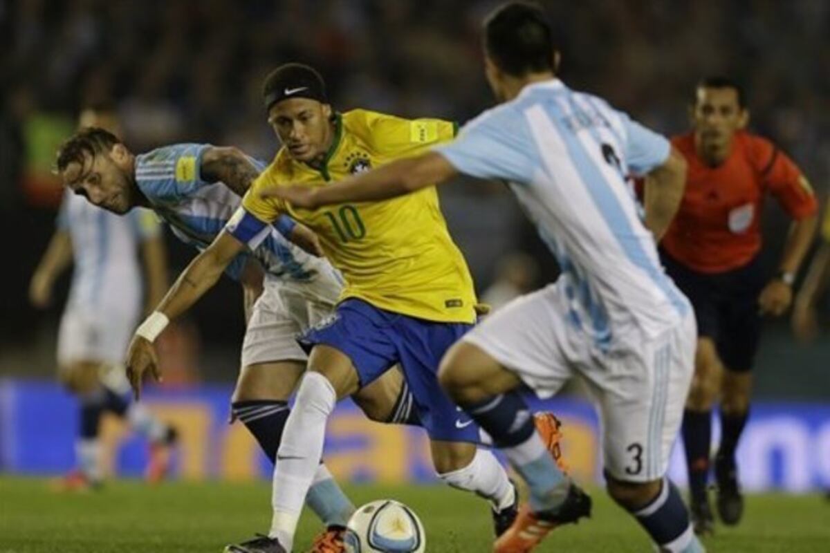 Argentina vs. Brazil Score and Reaction from 2018 World