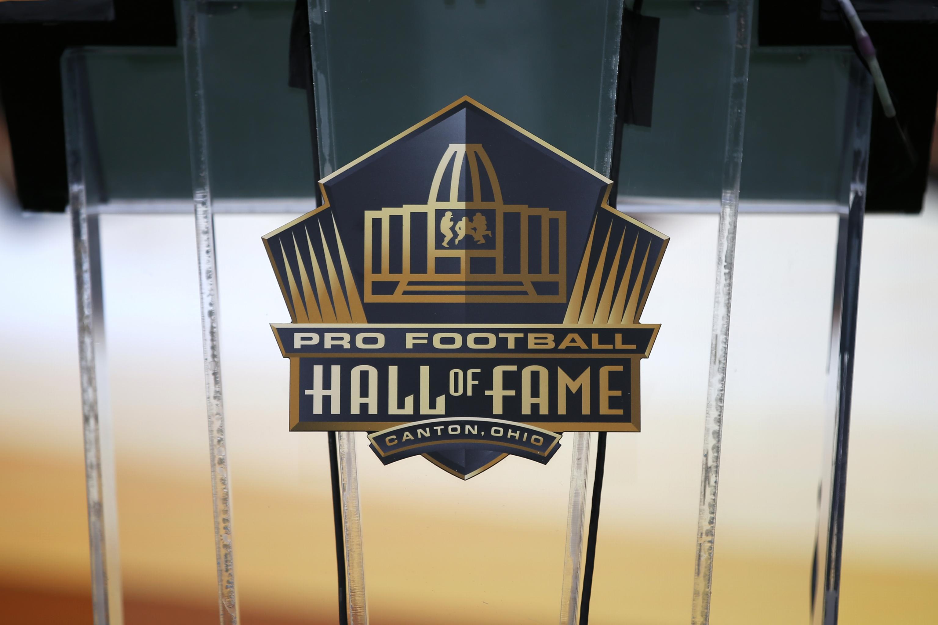 Packers: Brett Favre, Kurt Warner, Terrell Owens among semifinalists for  Pro Football Hall of Fame