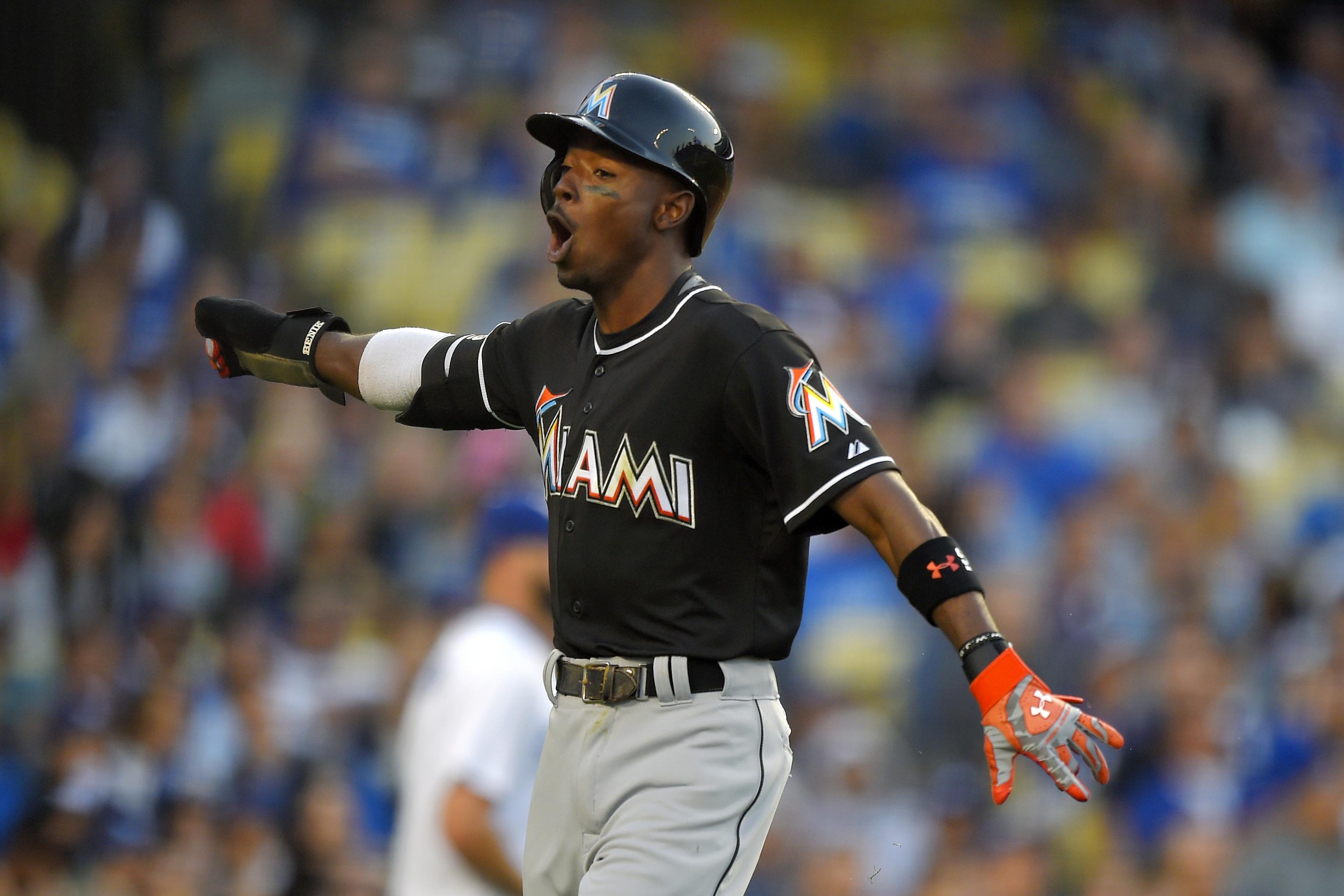 Marlins Hot Stove: Team talking to Dee Gordon about contract extension 