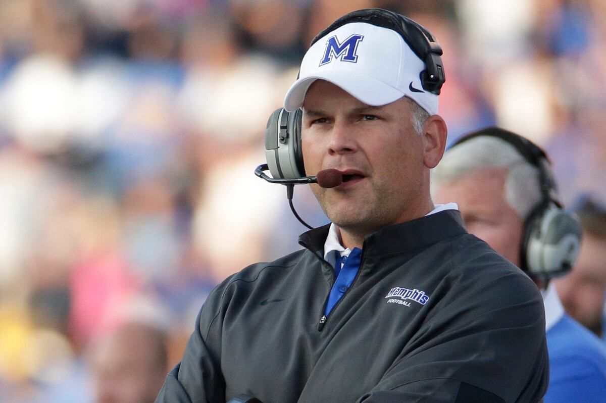 Justin Fuente Hired as Head Coach by Virginia Tech News Scores
