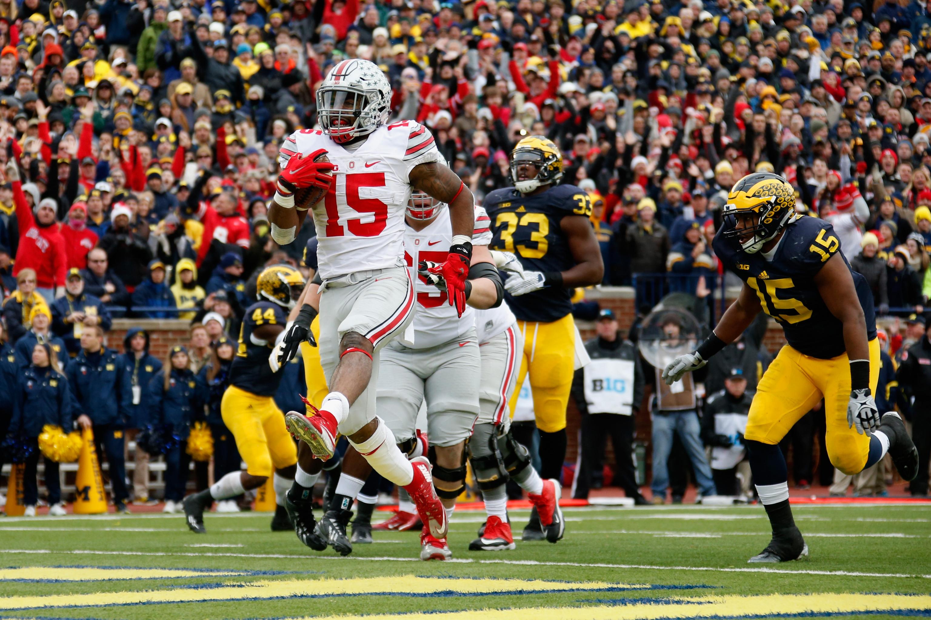 Ohio State's Ezekiel Elliott among college athletes playing the