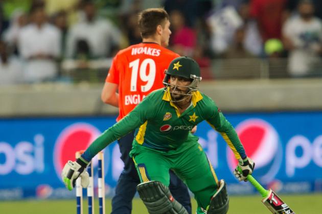 Pakistan's Anwar Ali scores a run during the second T20 cricket match between Pakistan and England at the Dubai International Cricket Stadium in Dubai on November 27, 2015. AFP PHOTO / INEKE ZONDAG / AFP / INEKE ZONDAG        (Photo credit should read INEKE ZONDAG/AFP/Getty Images)
