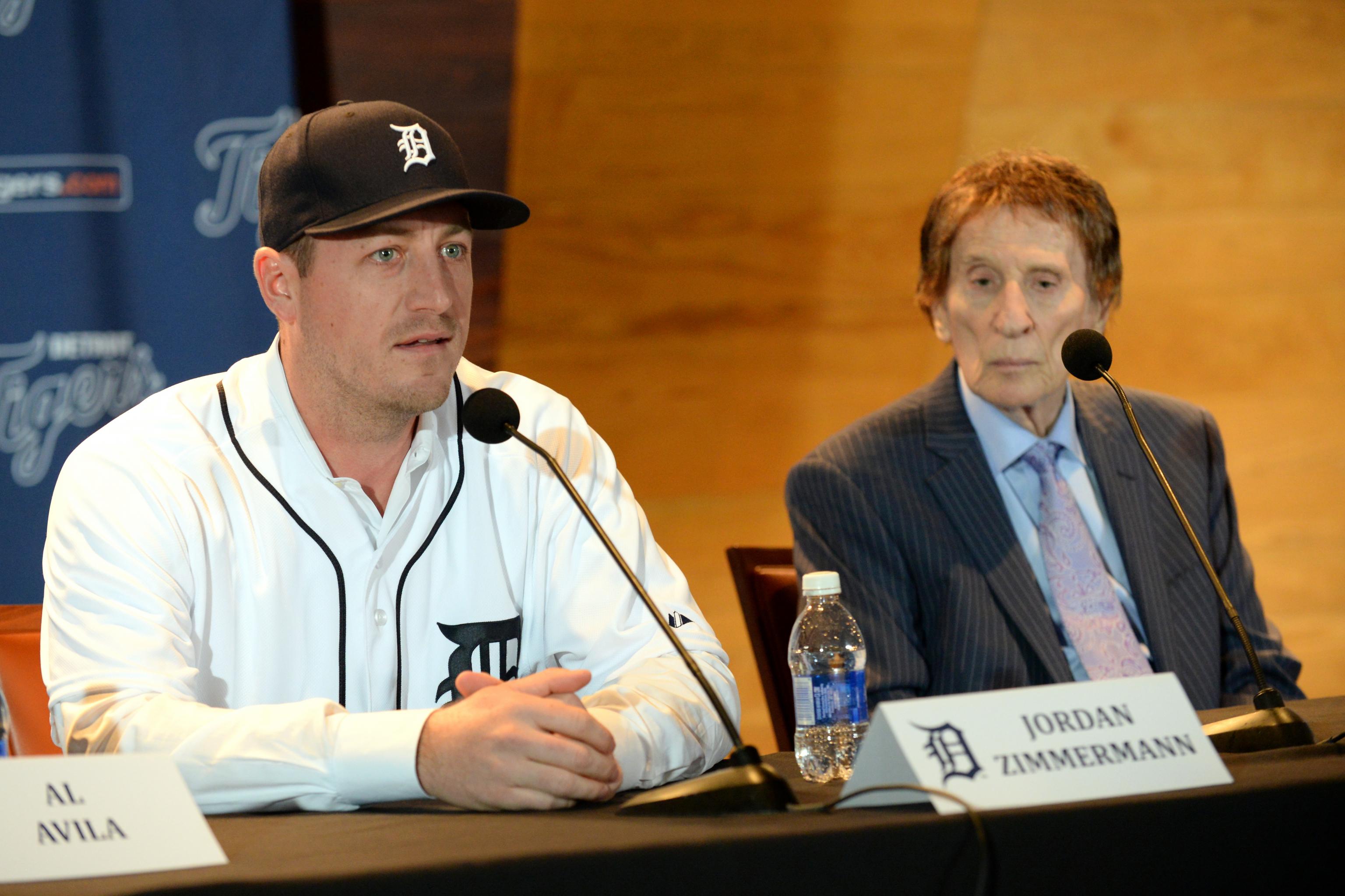 Bruce Zimmermann: Team Issued Jackie Robinson Day Jersey & Cap