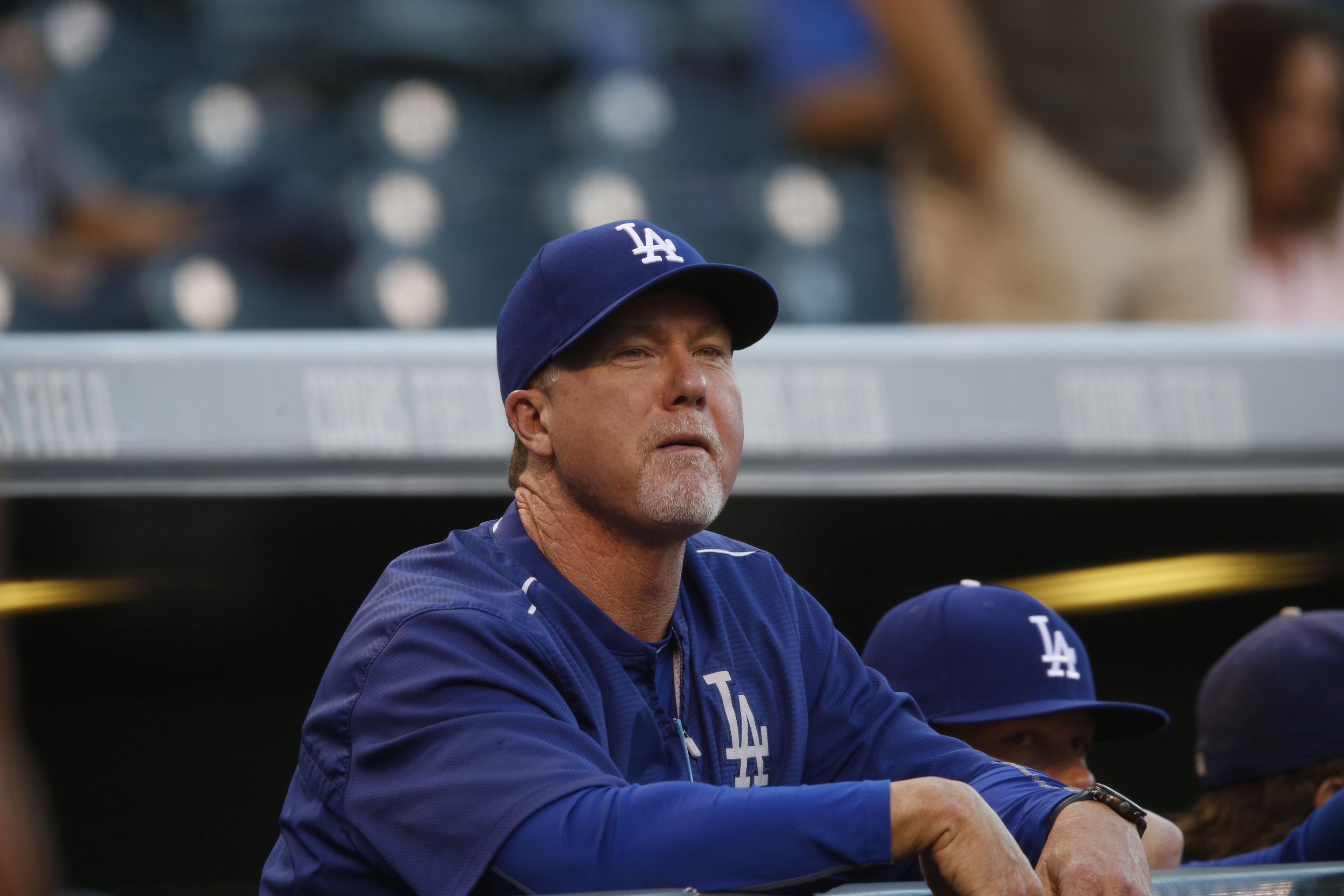 Mark McGwire reportedly stepping down as Padres bench coach