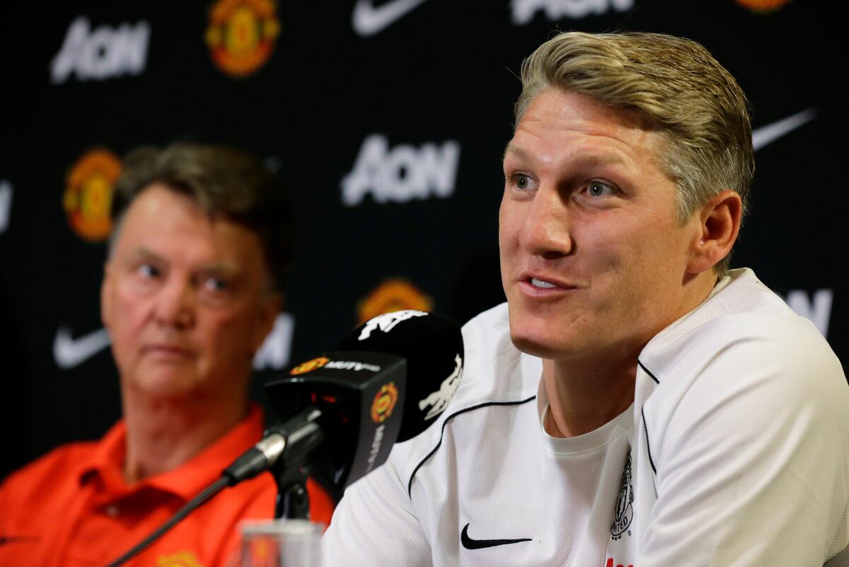 Bastian Schweinsteiger Defends Louis Van Gaal, Talks Manchester United