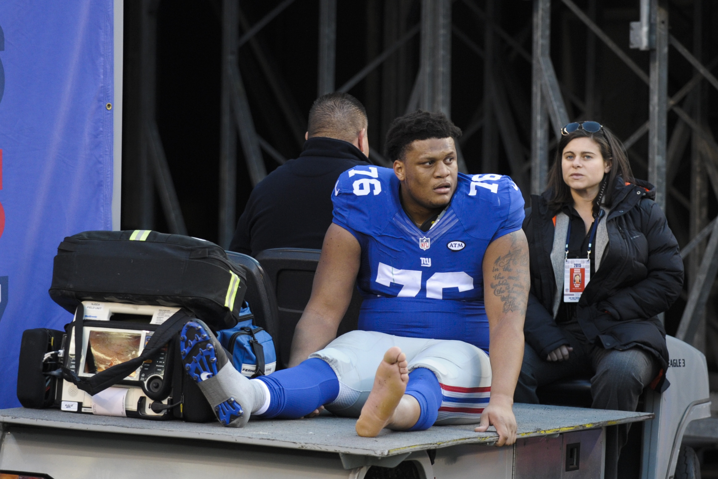 Dolphins guard Ereck Flowers carted to locker room with ankle injury