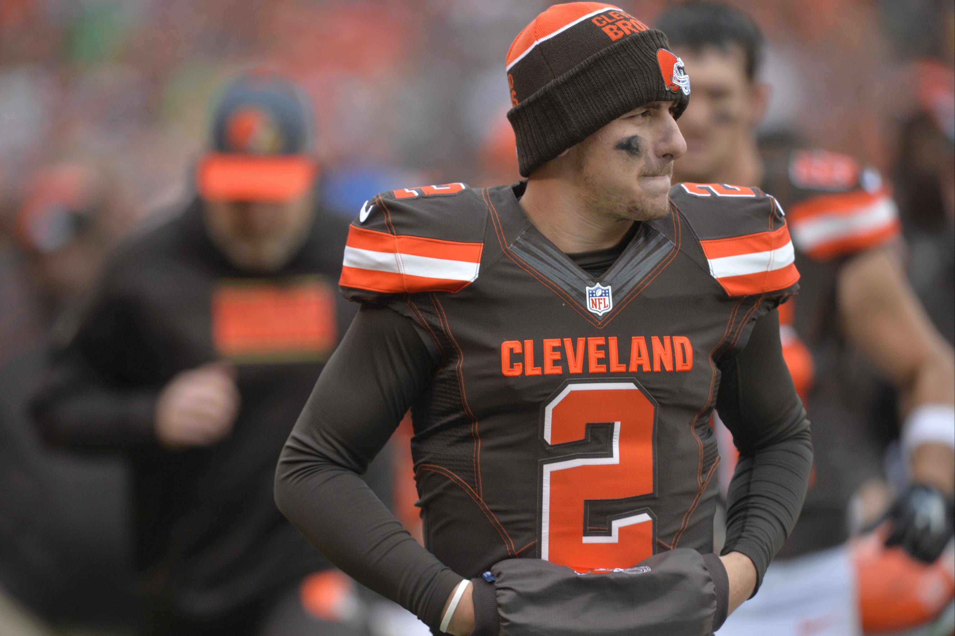 Browns quarterback Johnny Manziel begins to prepare for possible