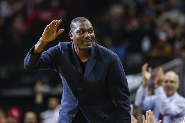 hakeem olajuwon discusses role of post game in modern nba