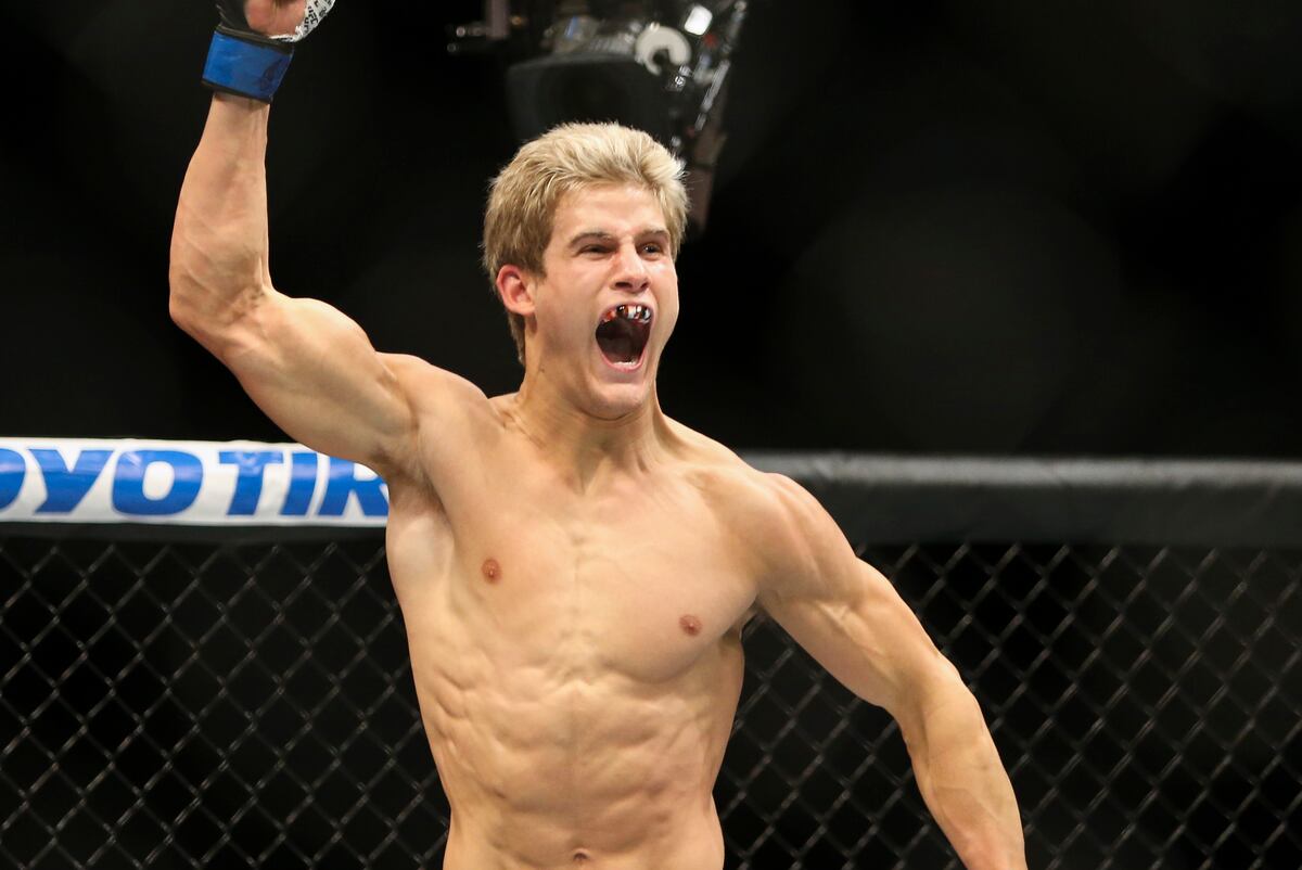 Sage Northcutt Scores Second UFC Win with Submission of Cody Pfister